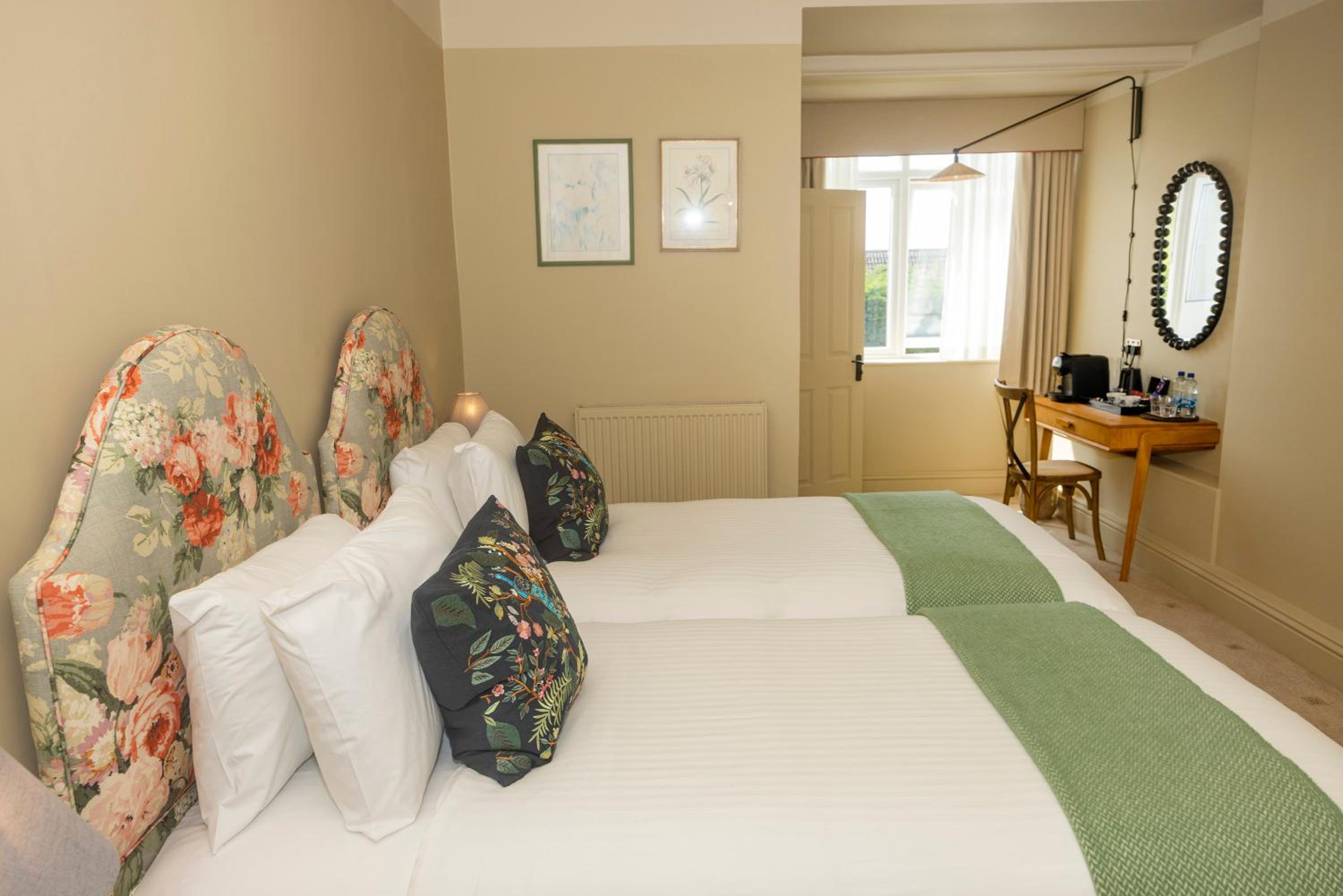 Deluxe Double Room with Sea View - Photo 1