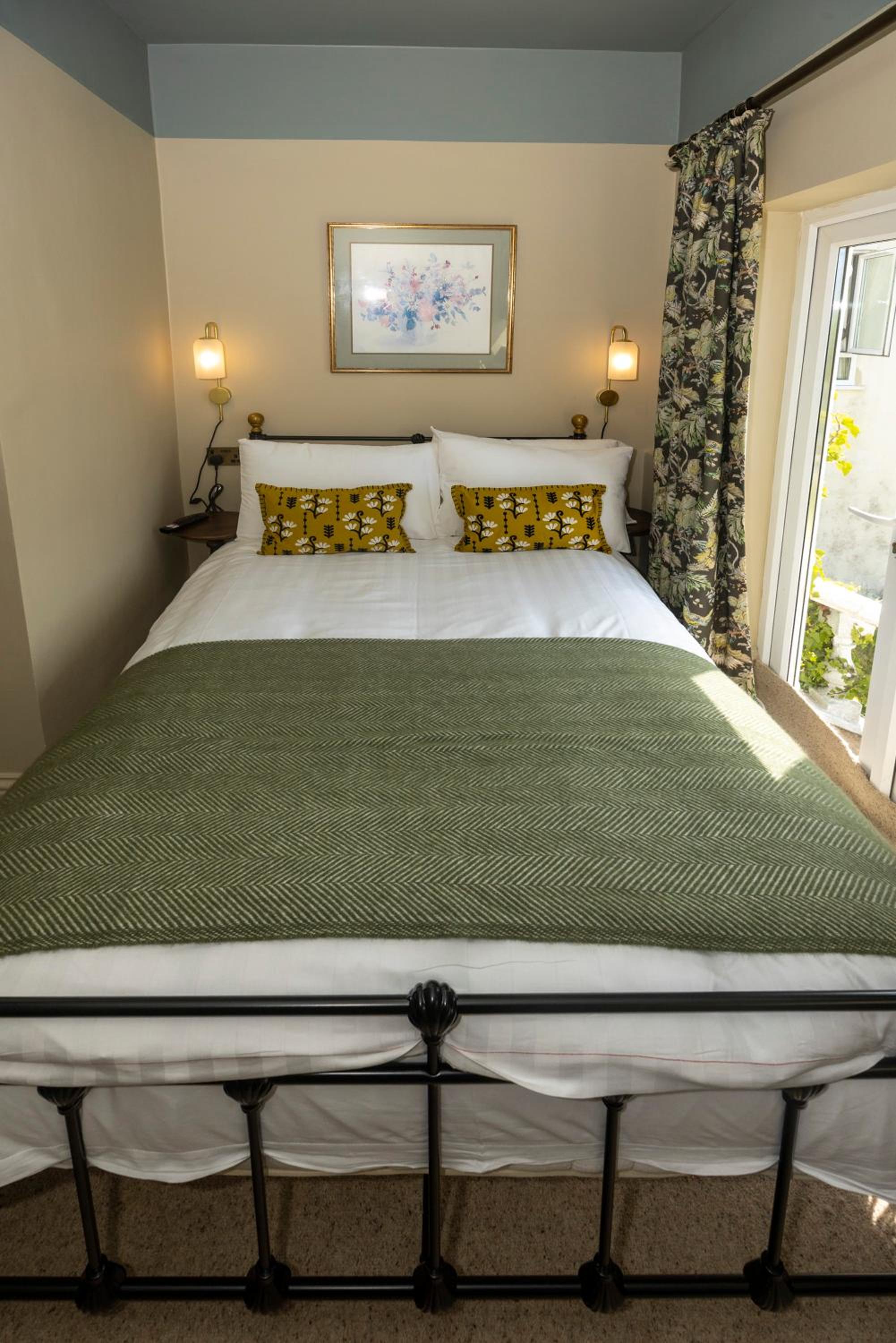 Single Room photo 2