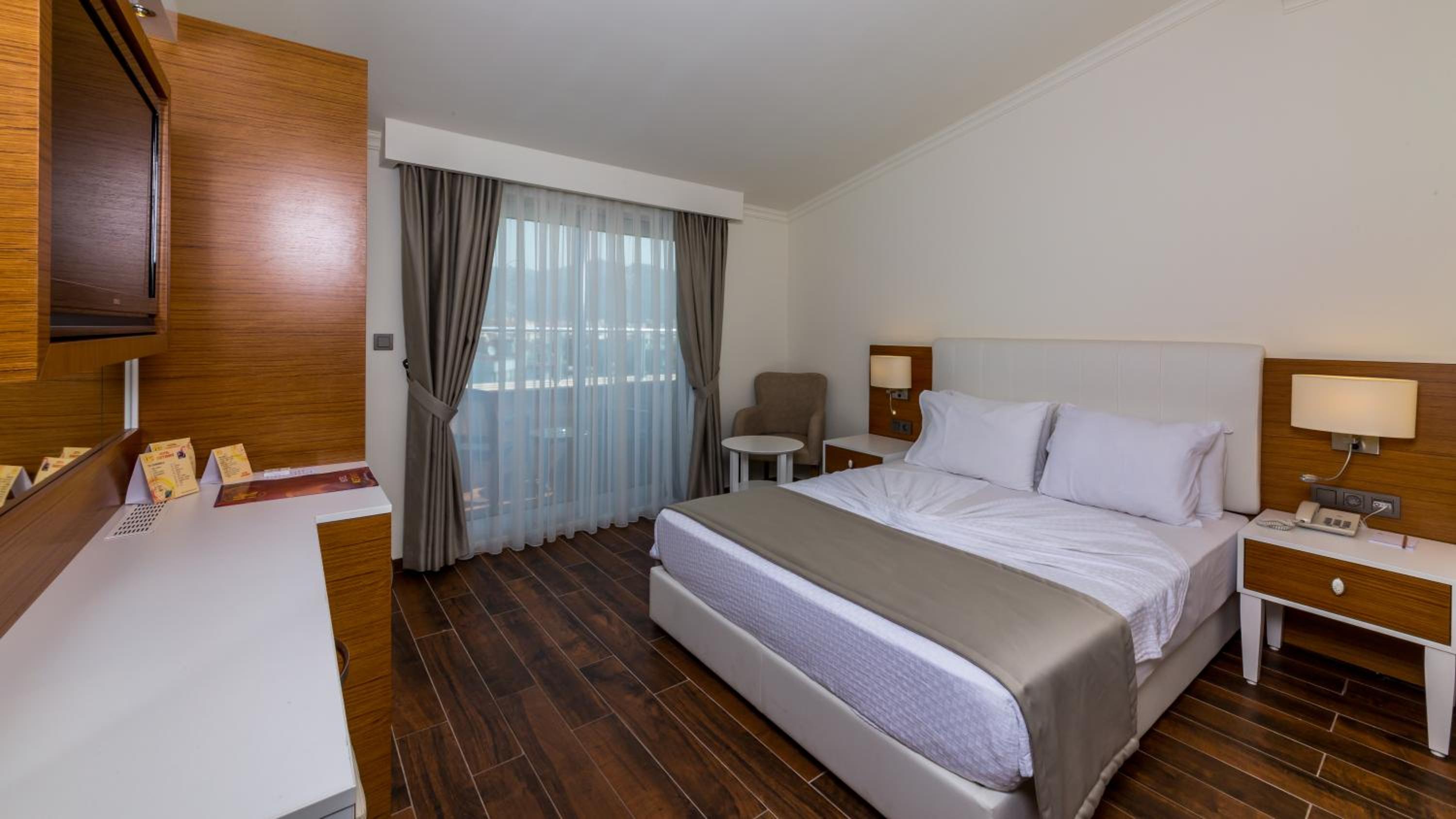 Camera Matrimoniale con Balcone