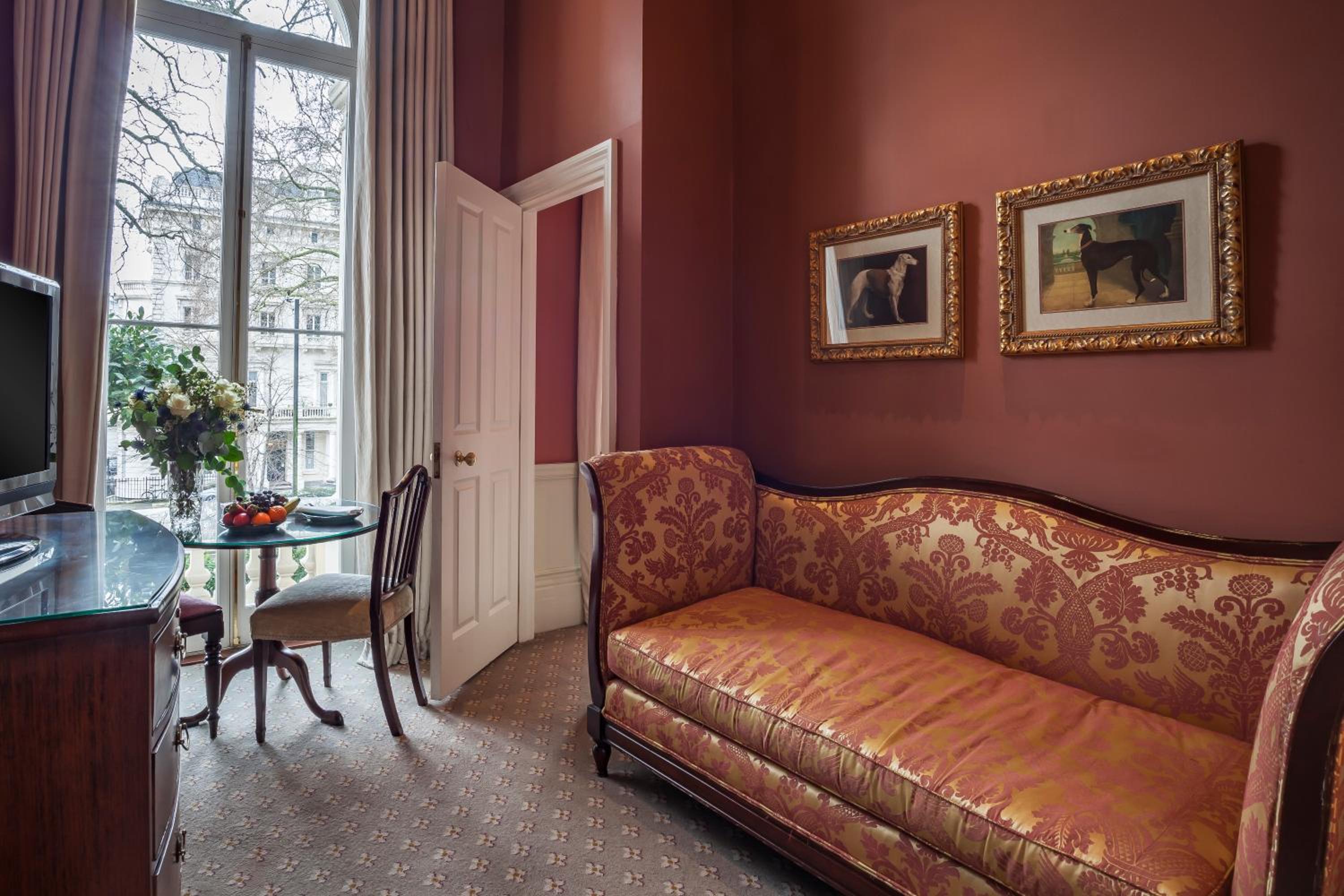Suite with Balcony photo 2