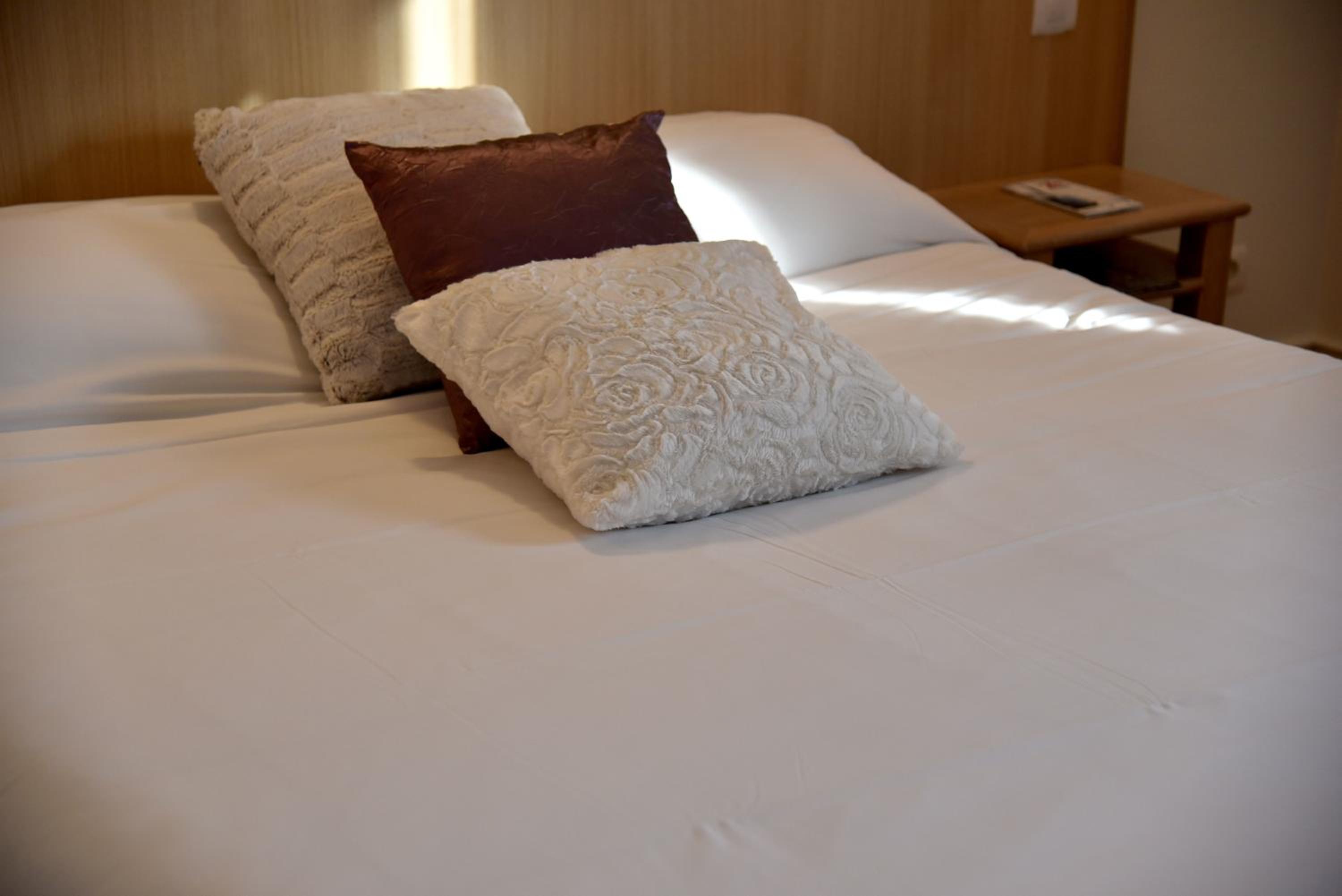 Double Room - Photo 3