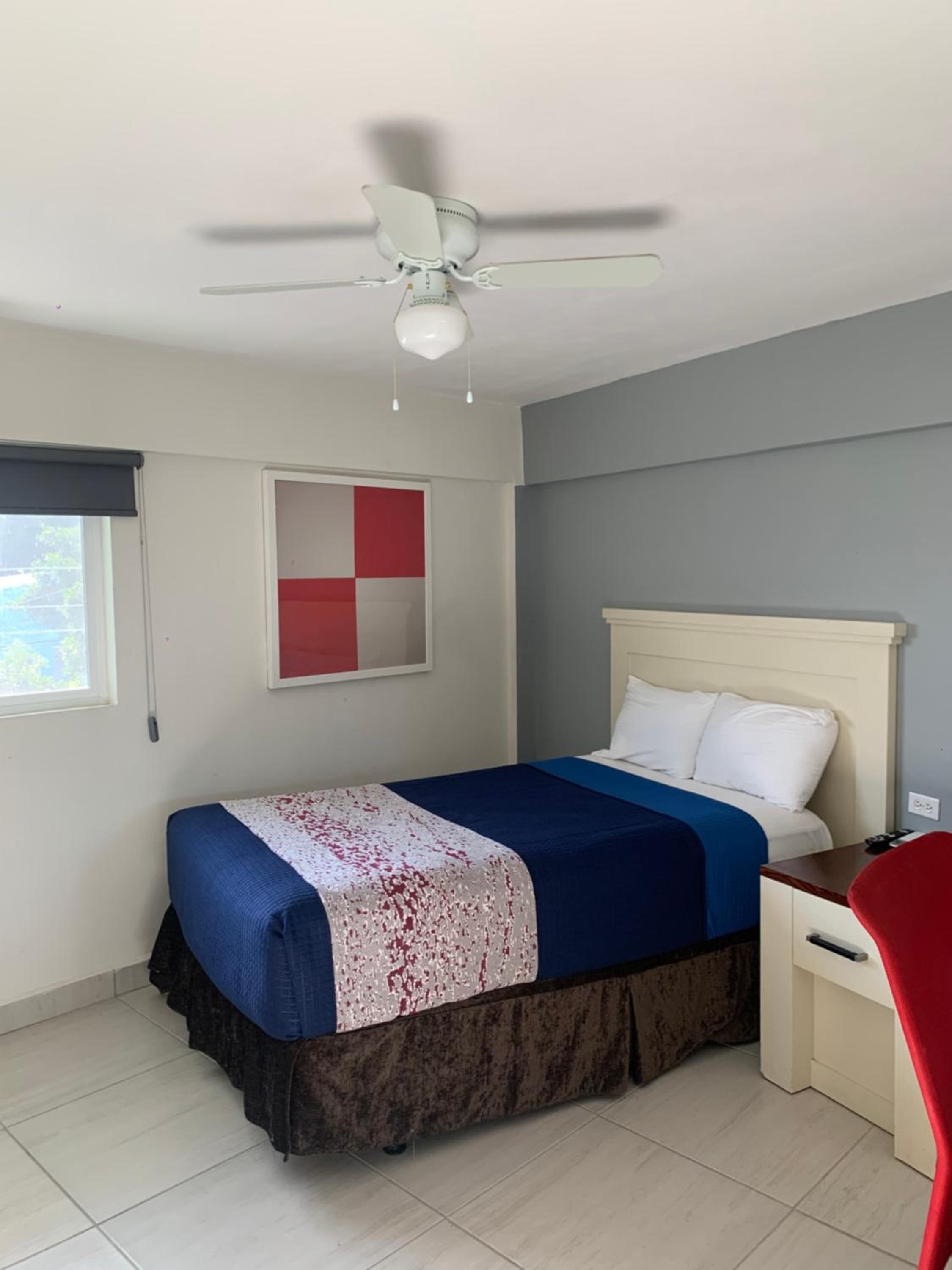 Standard Queen Room photo 1