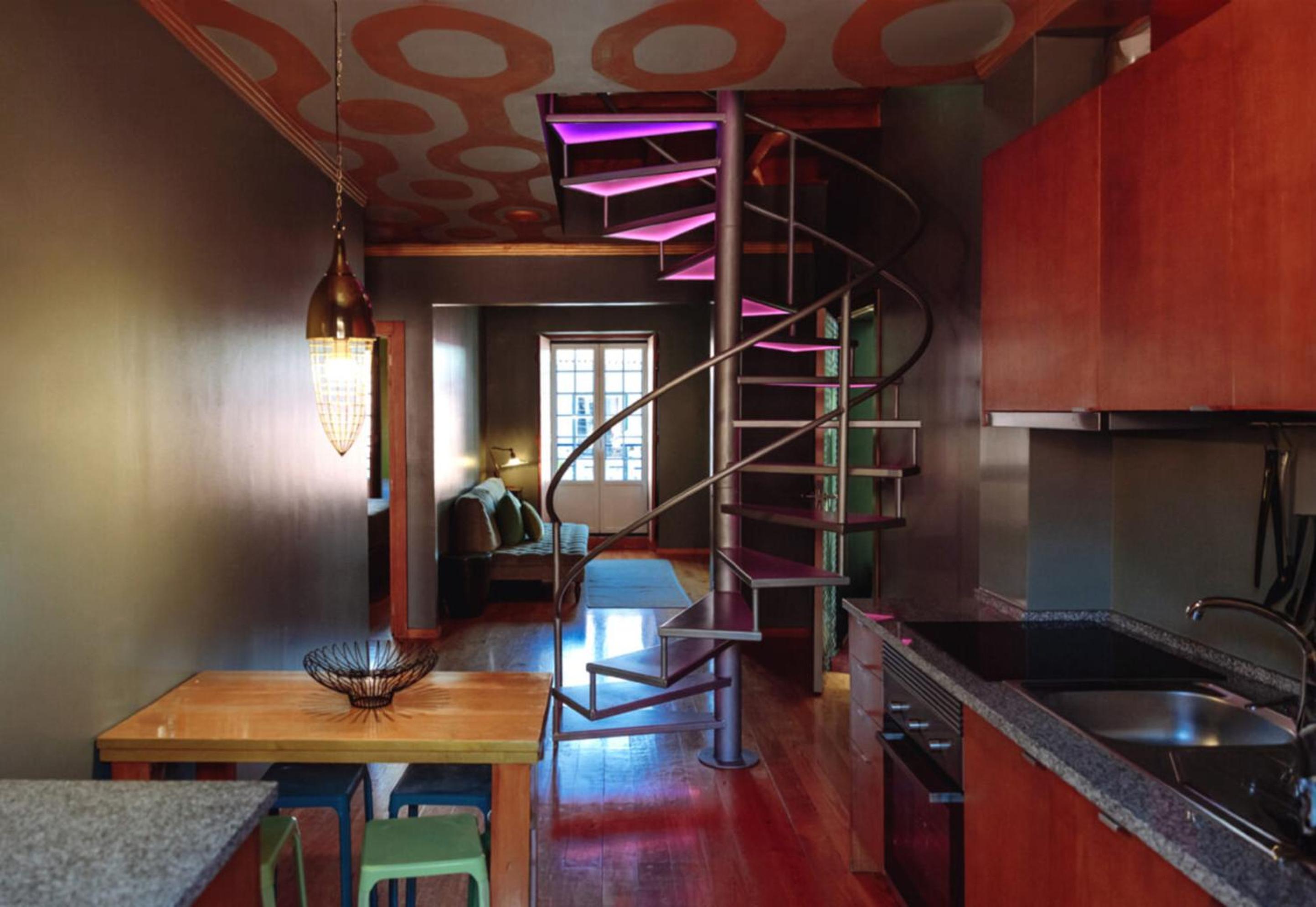 Three-Bedroom Apartment - Photo 11
