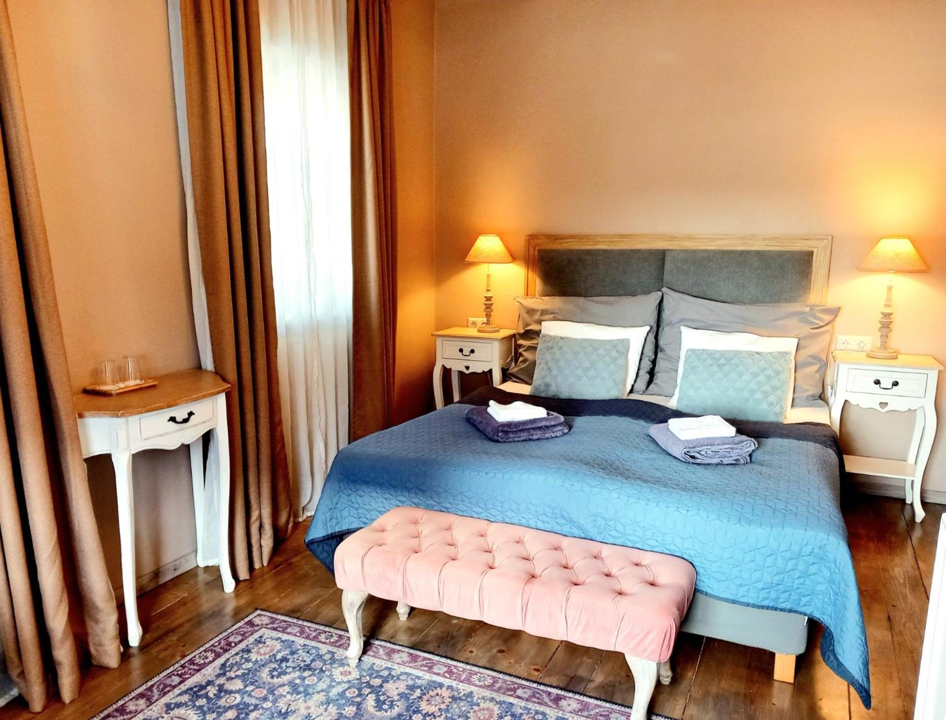 Standard Queen Room photo 1