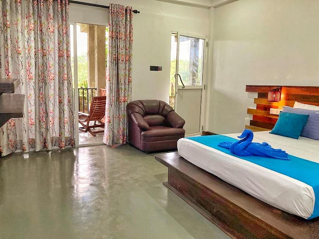 King Room with Mountain View
