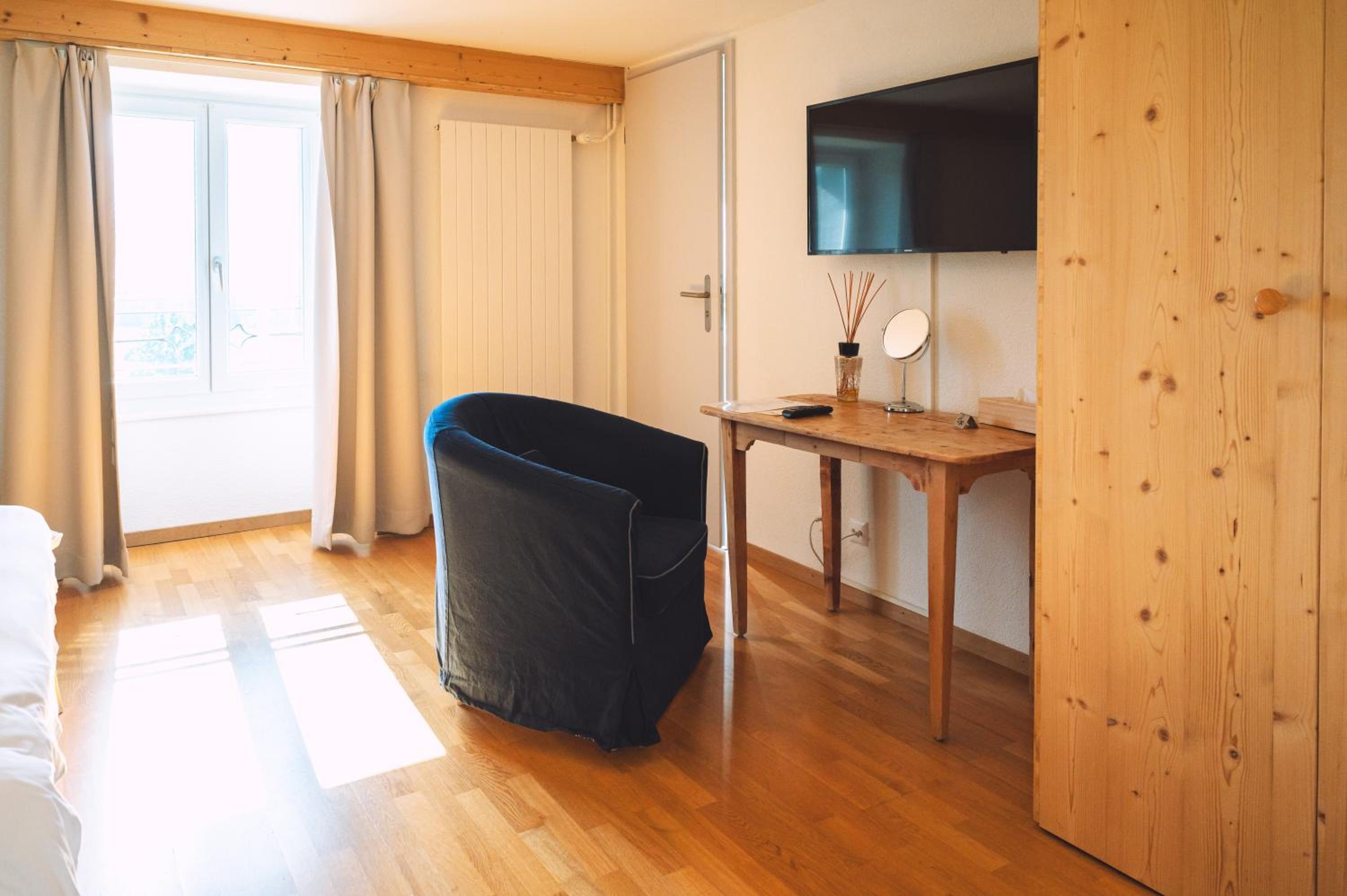 Double Room with Mountain View photo 2