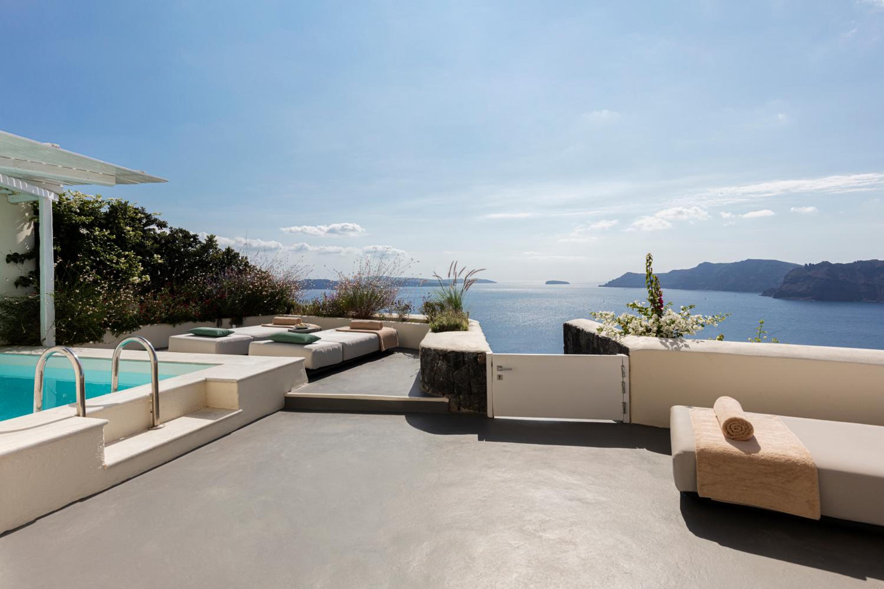 Canaves Suite with Private Pool photo 2