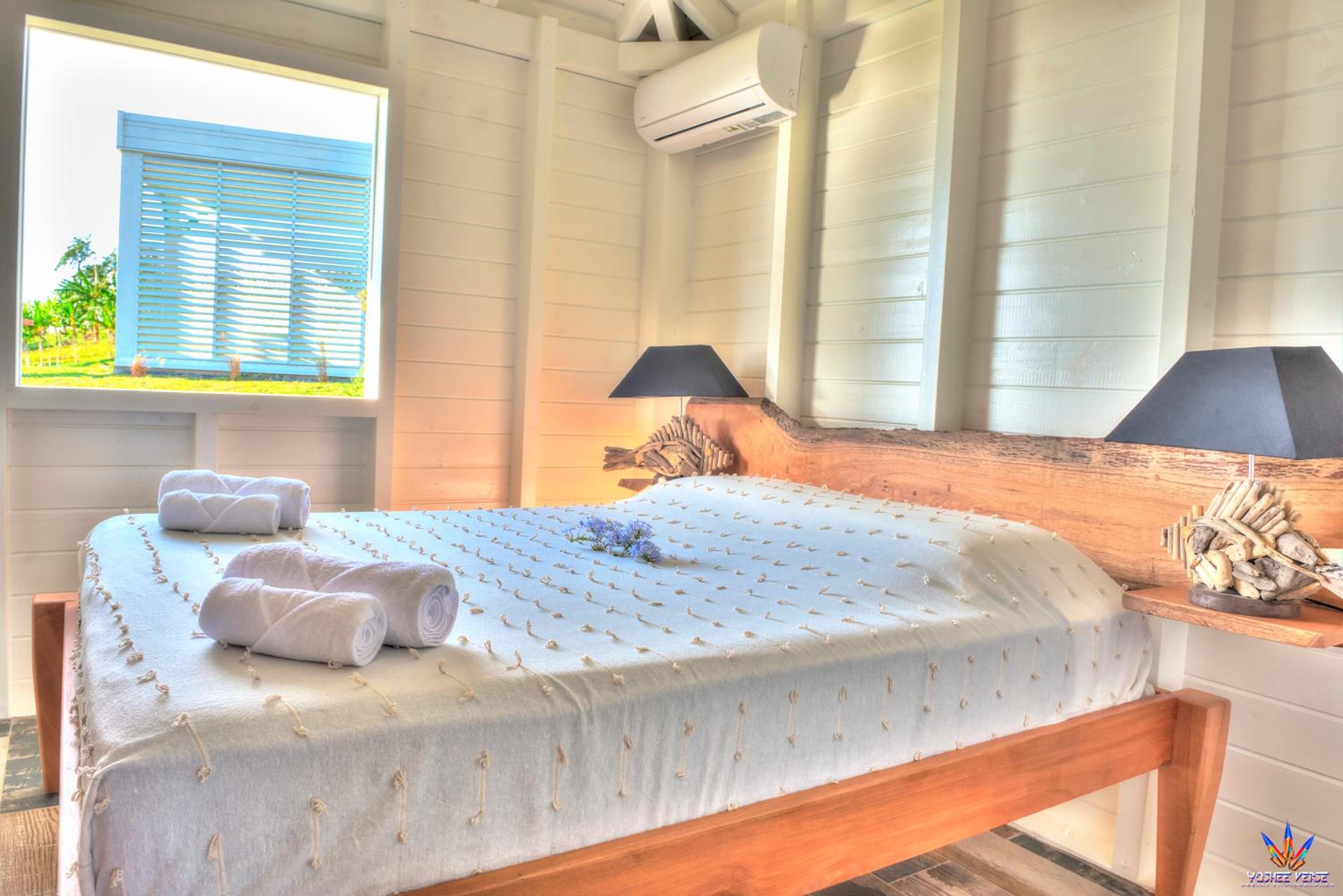 One-Bedroom House photo 1
