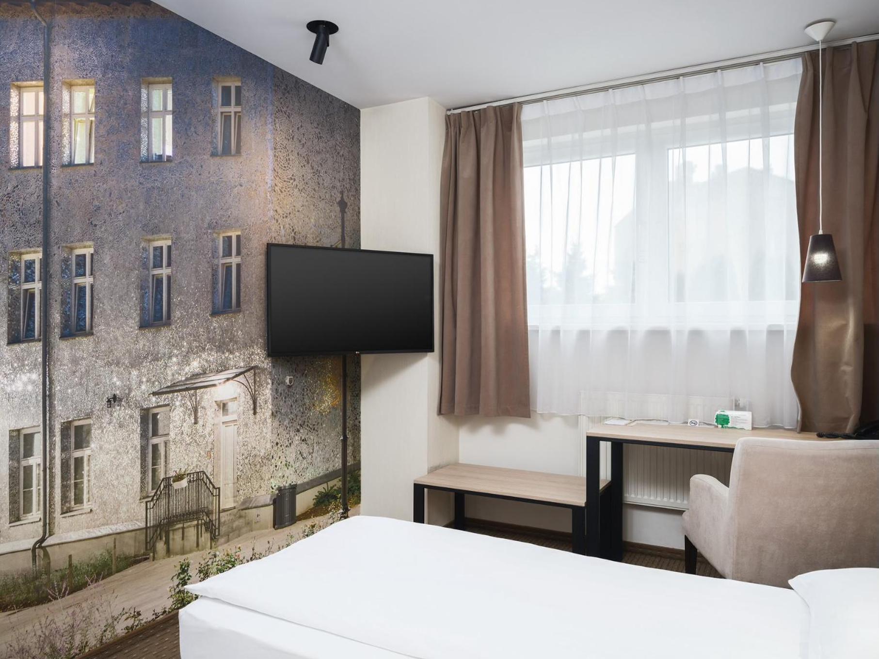 Quadruple Room - Photo 1