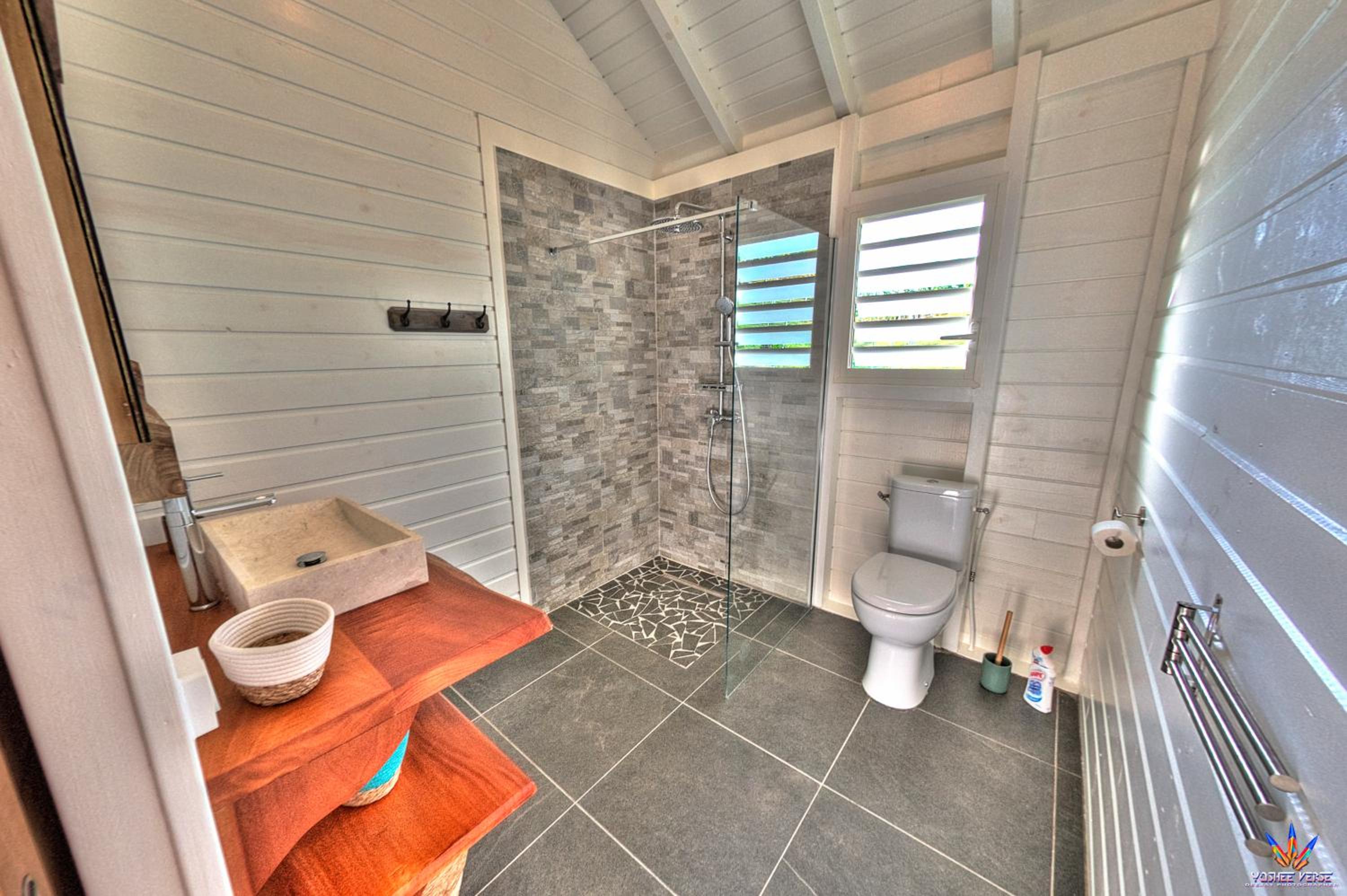 Two-Bedroom House photo 2