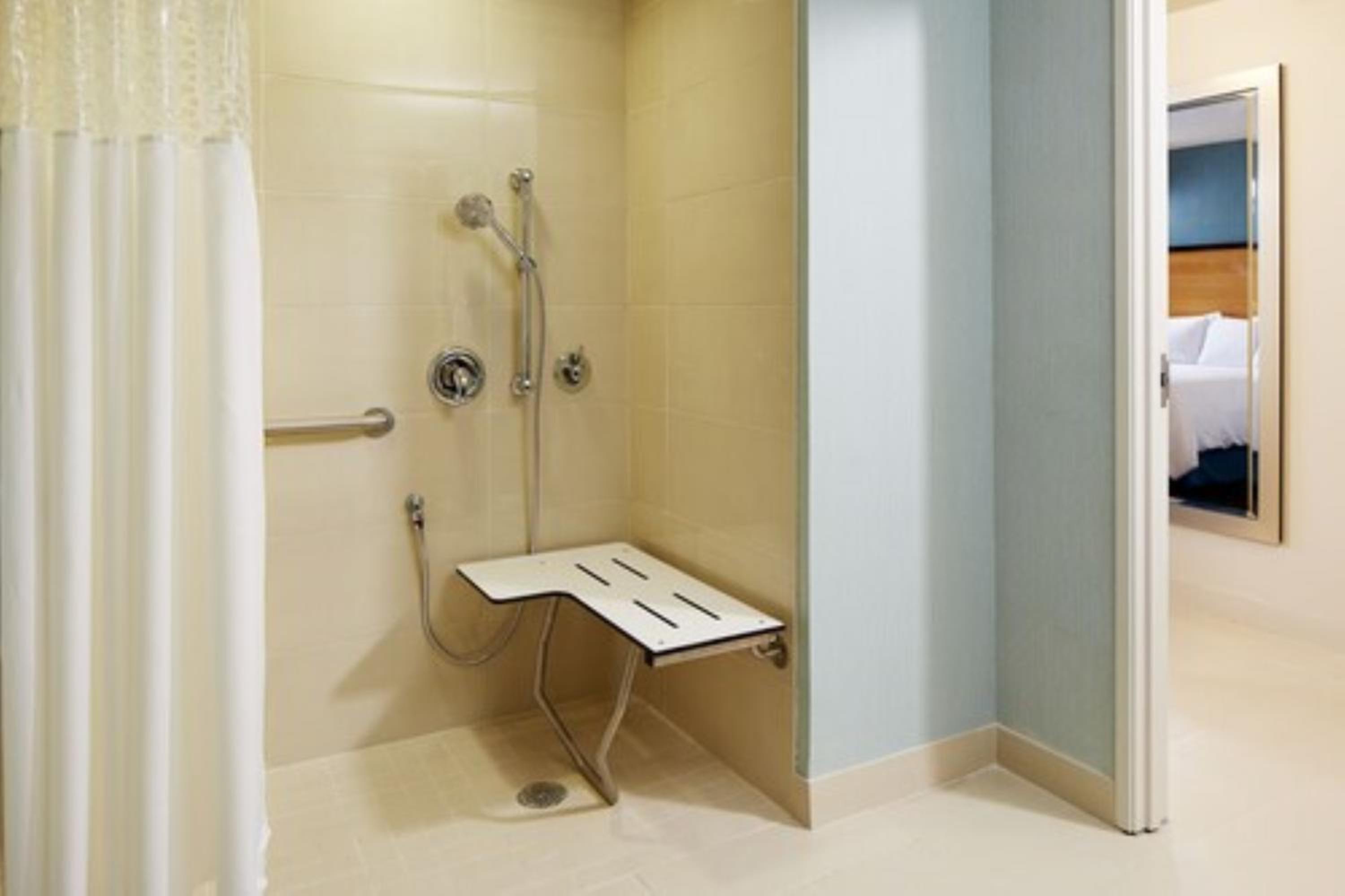 King Room - Mobility Access/Non-Smoking - Photo 5