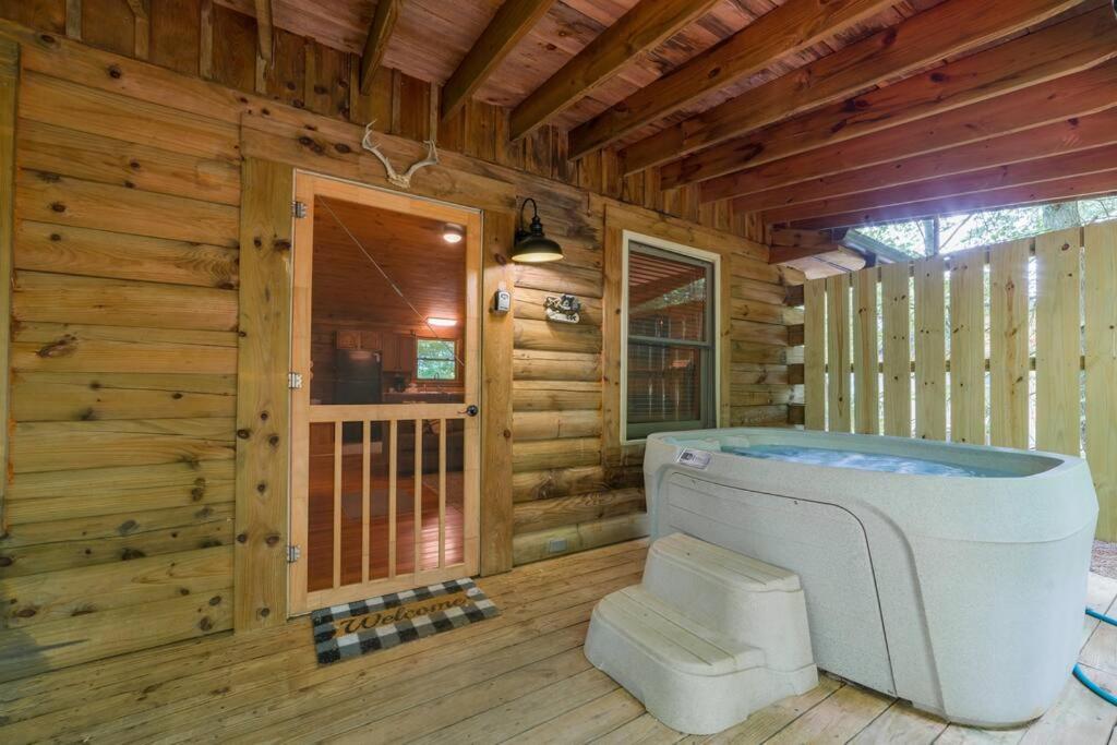 One-Bedroom House photo 2