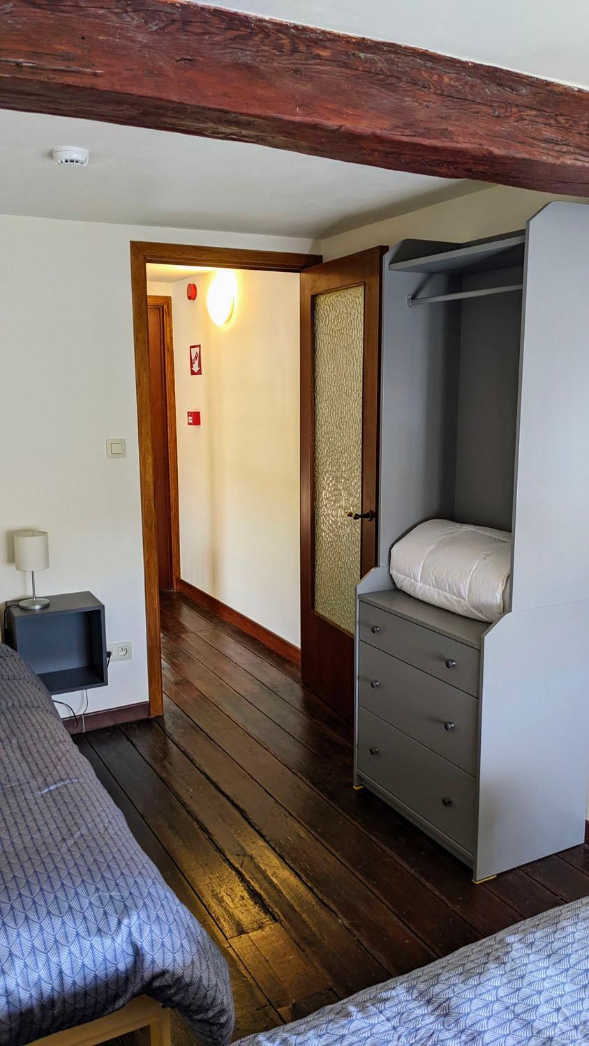 Six-Bedroom House photo 1