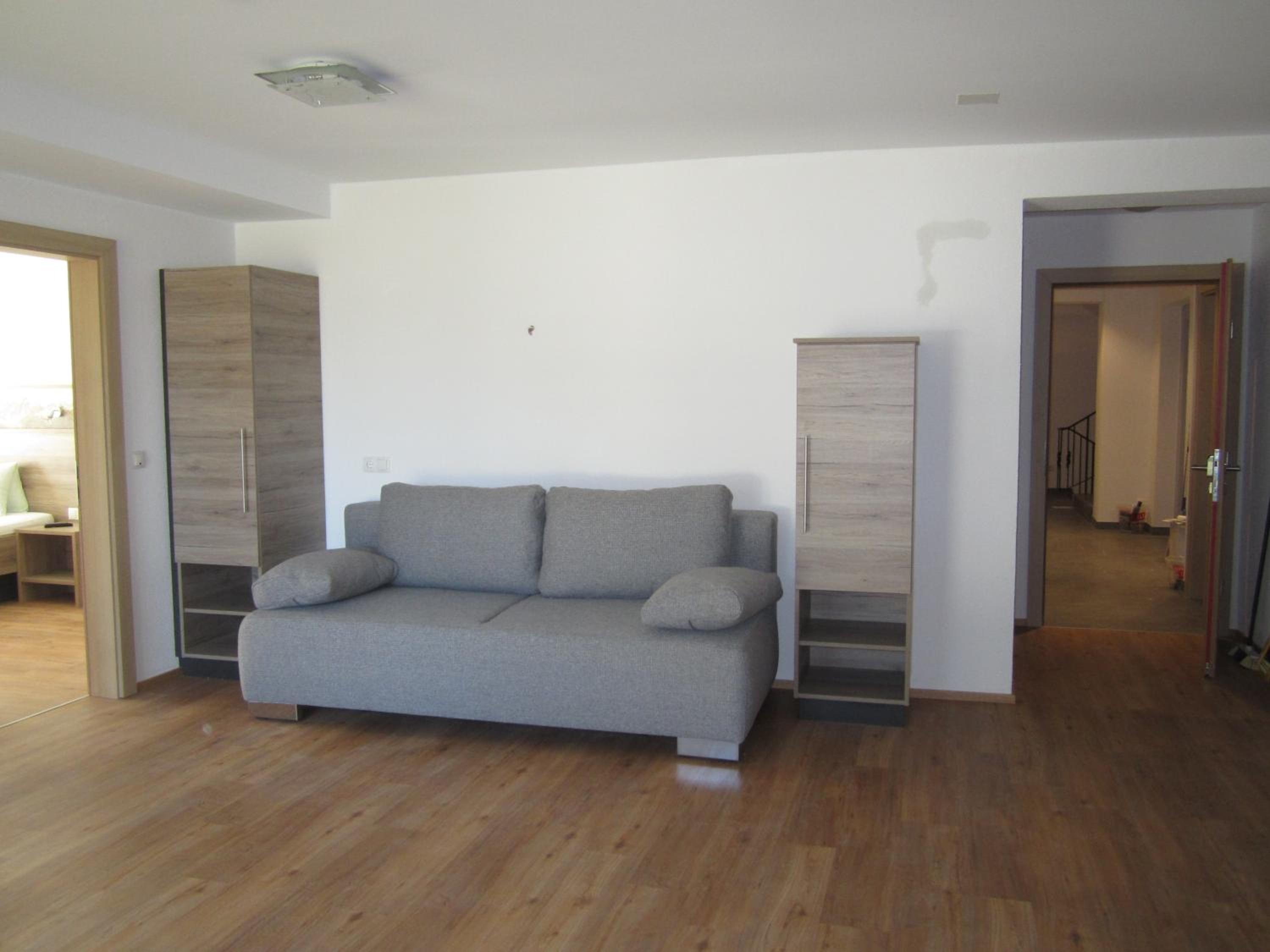Large Three-Bedroom Apartment with Balcony photo 1