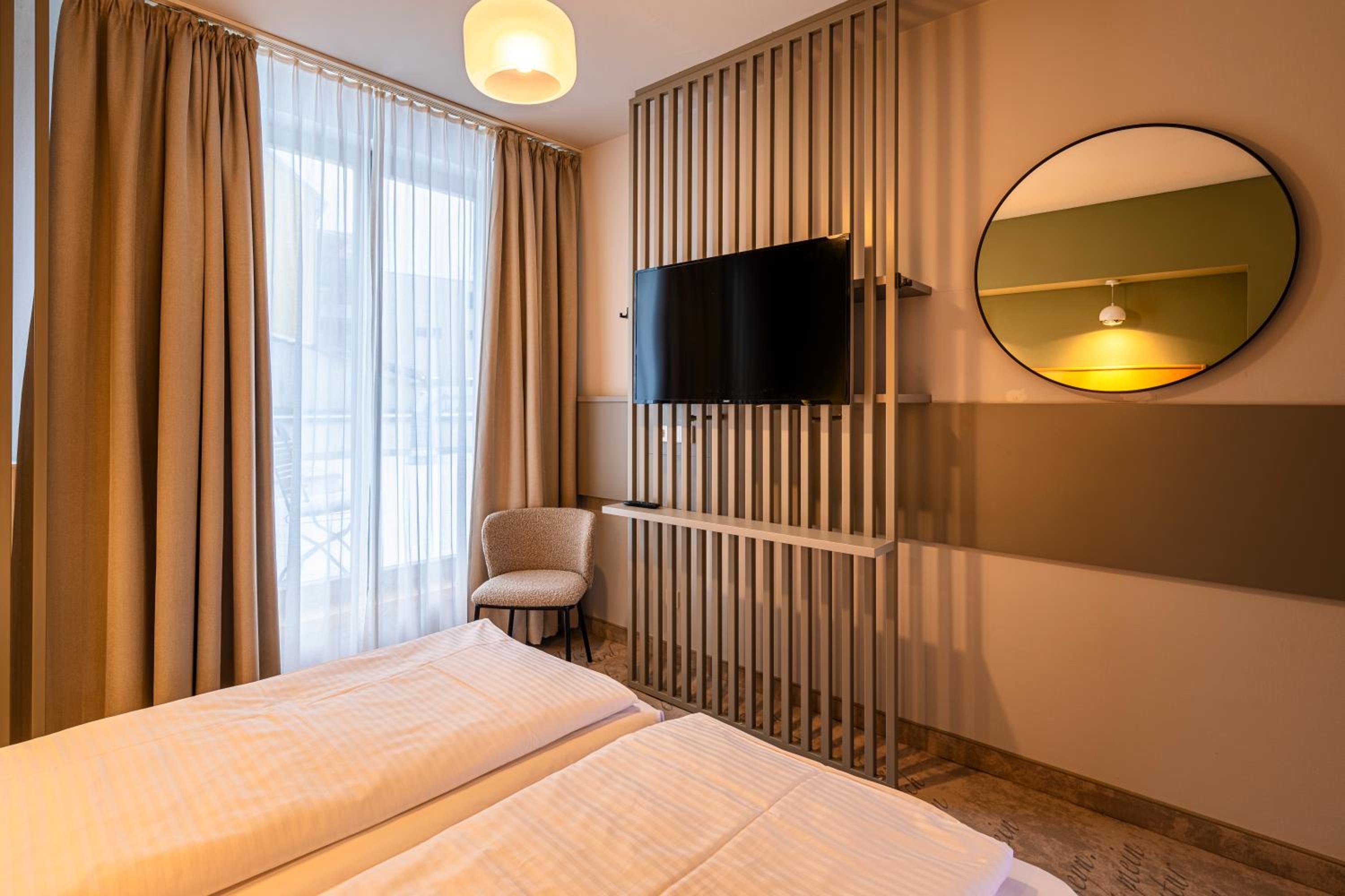 Superior Double or Twin Room with Terrace photo 2