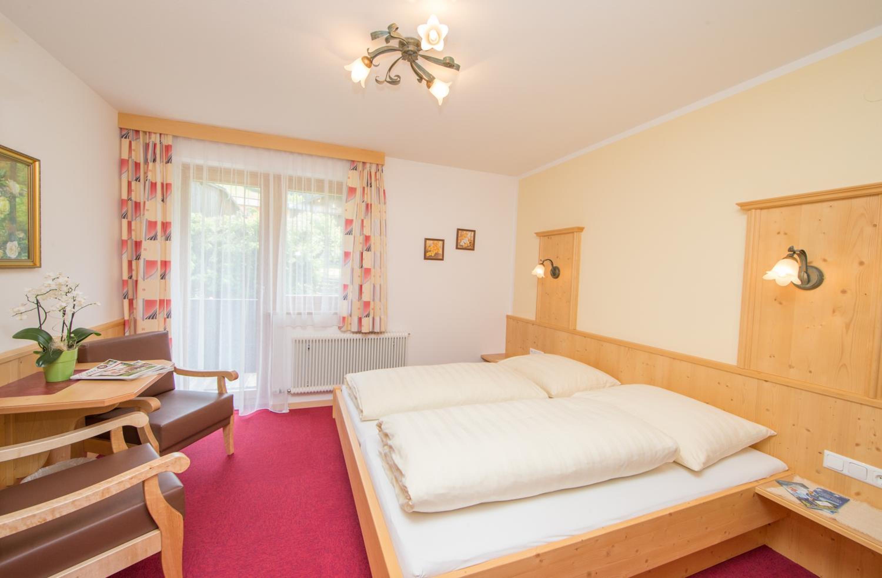 Apartment (1-2 Adults)