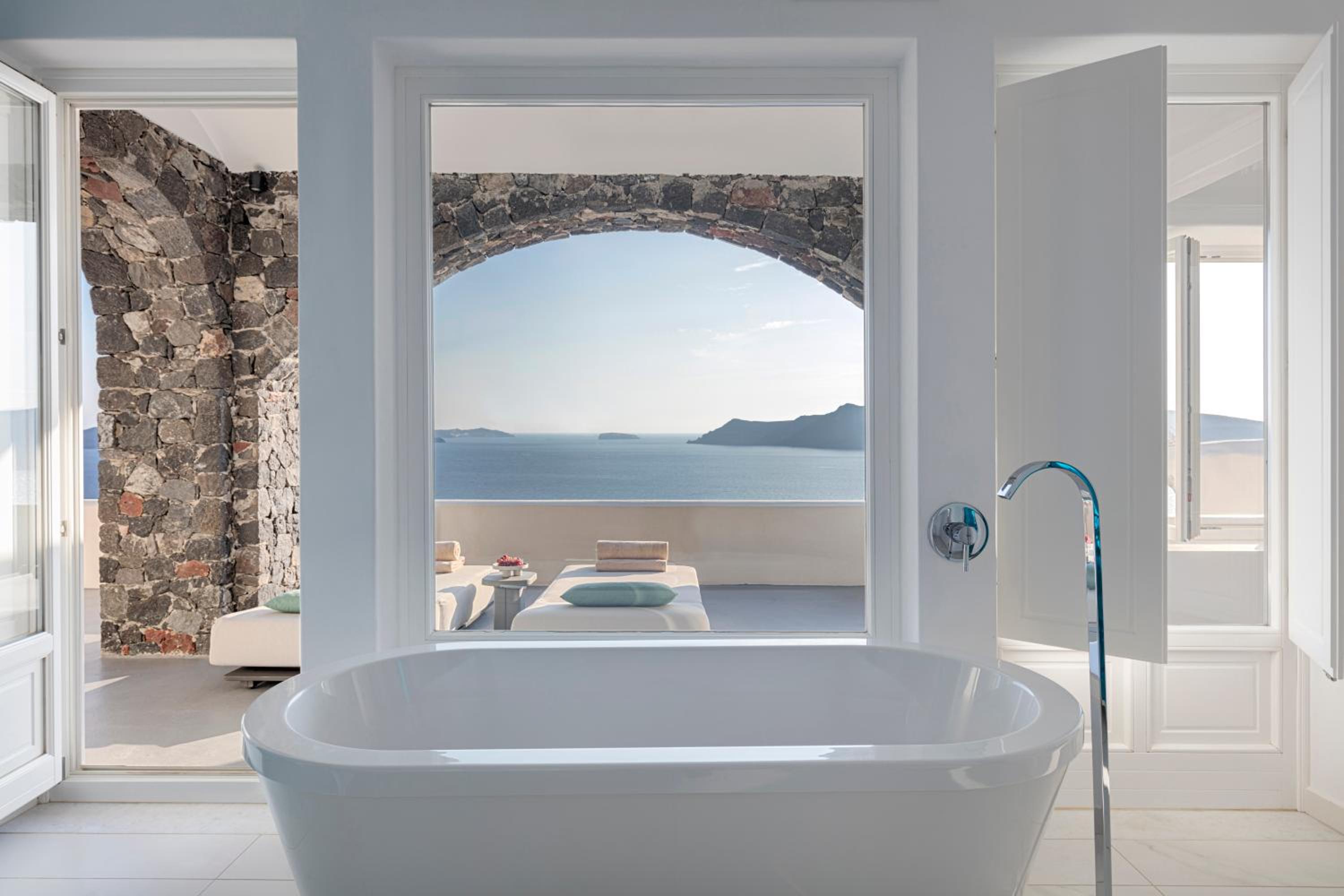 Executive Suite with Cave Pool - Photo 4