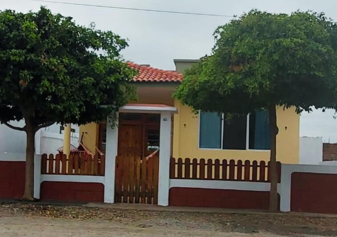 Three-Bedroom House photo 2