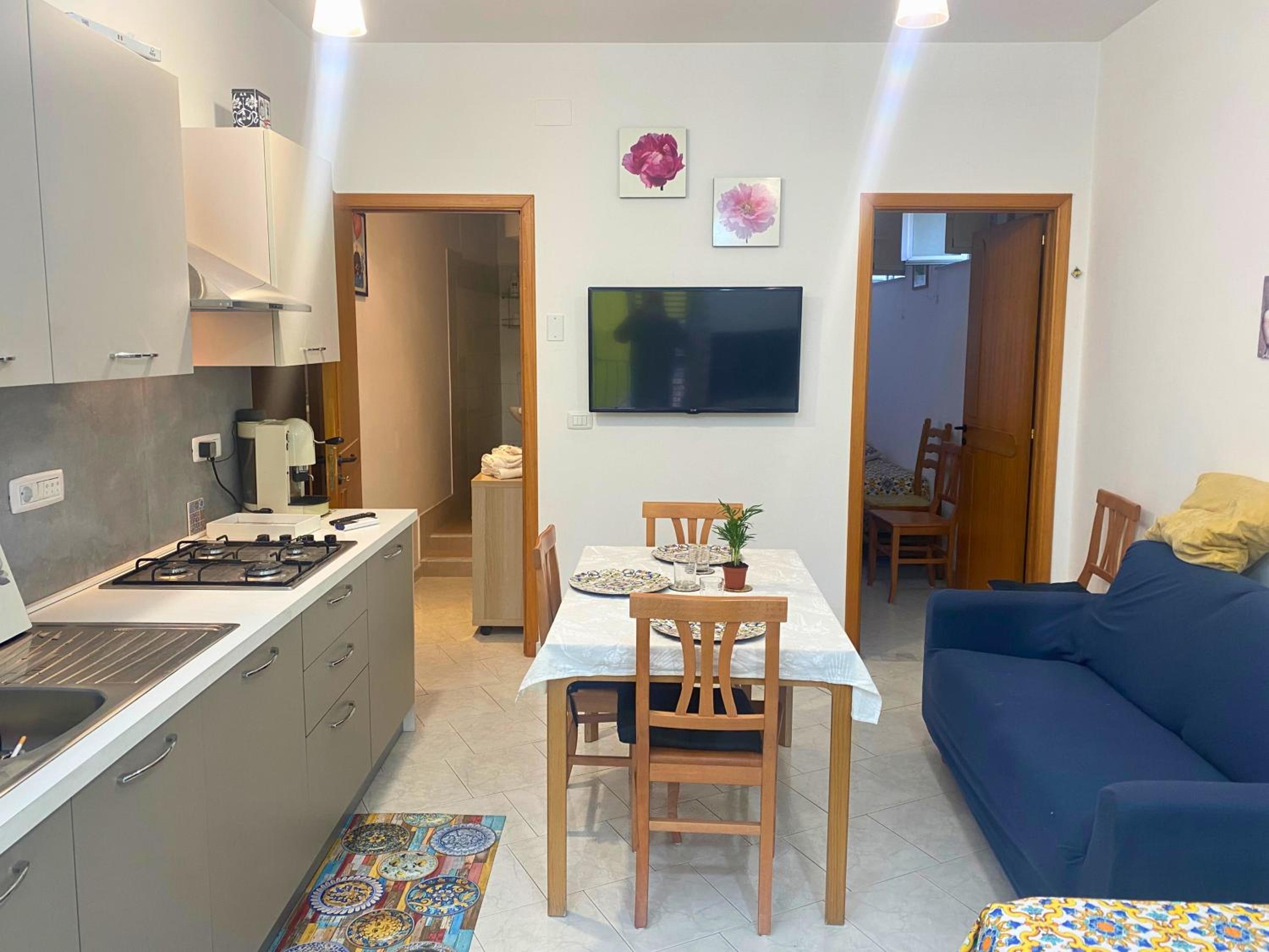 Large Double Room photo 3