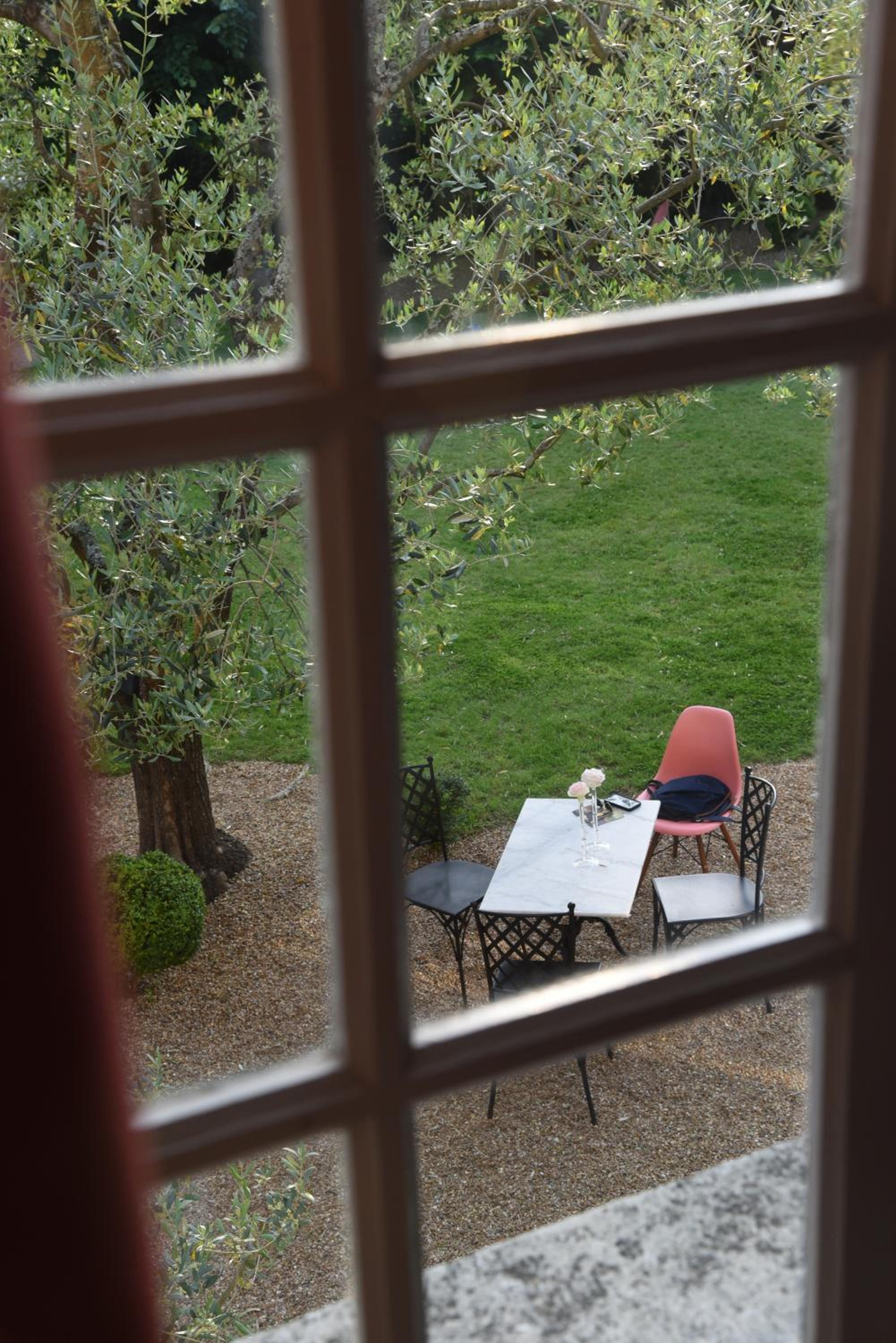 Double Room with Garden View - Photo 3