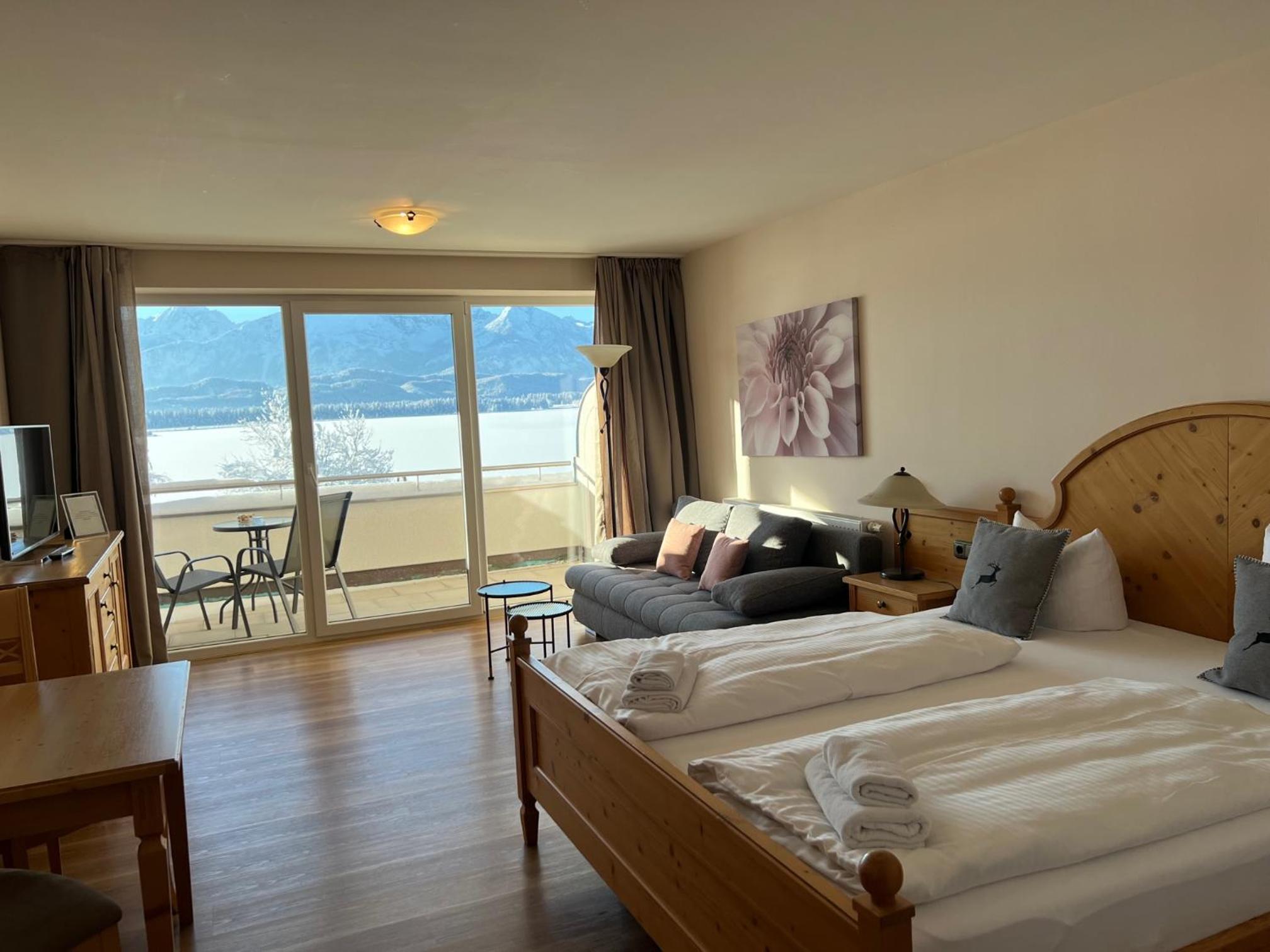 Comfort Double Room with Lake View - Photo 5