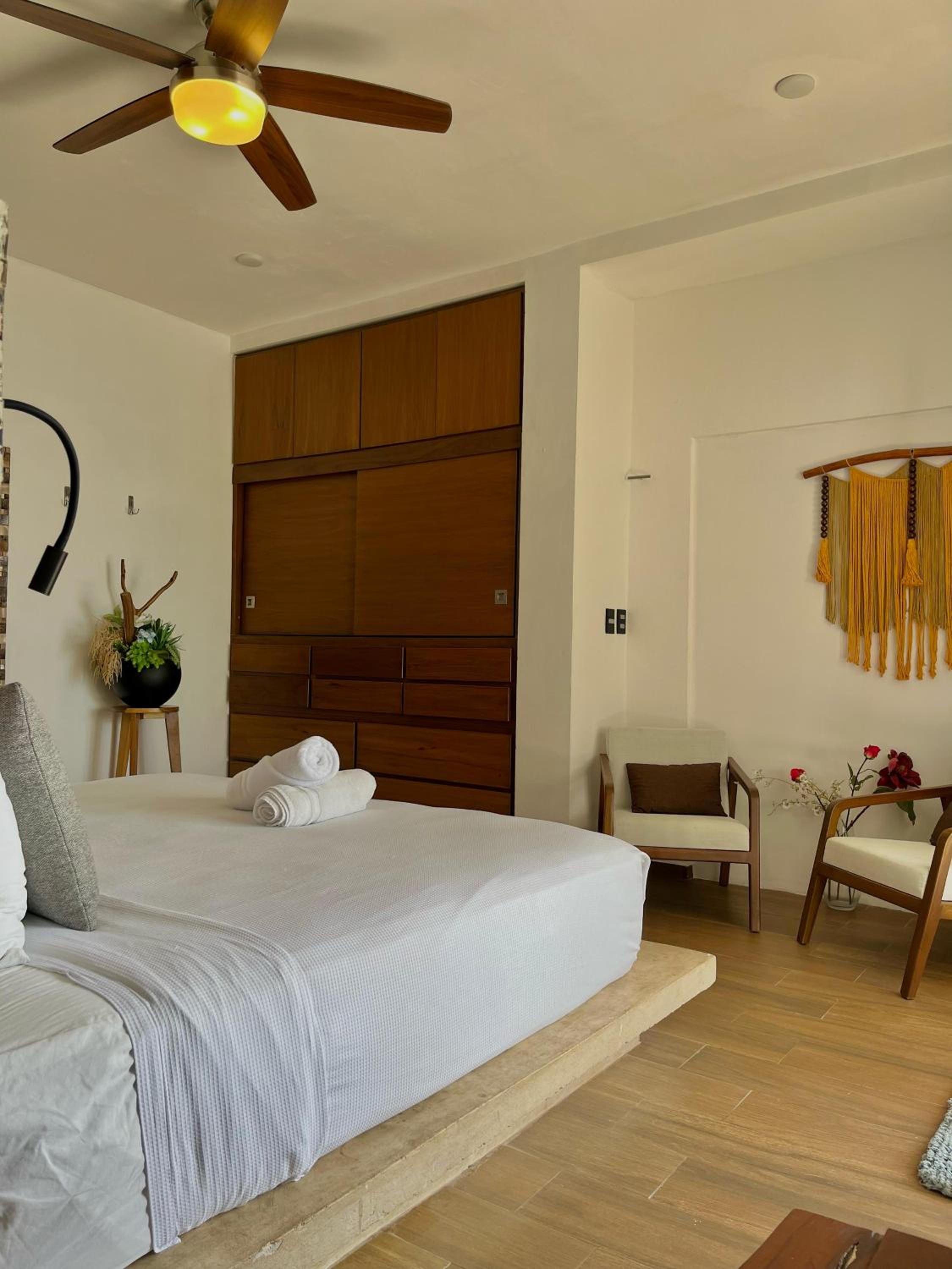 Suite with Terrace - Photo 10