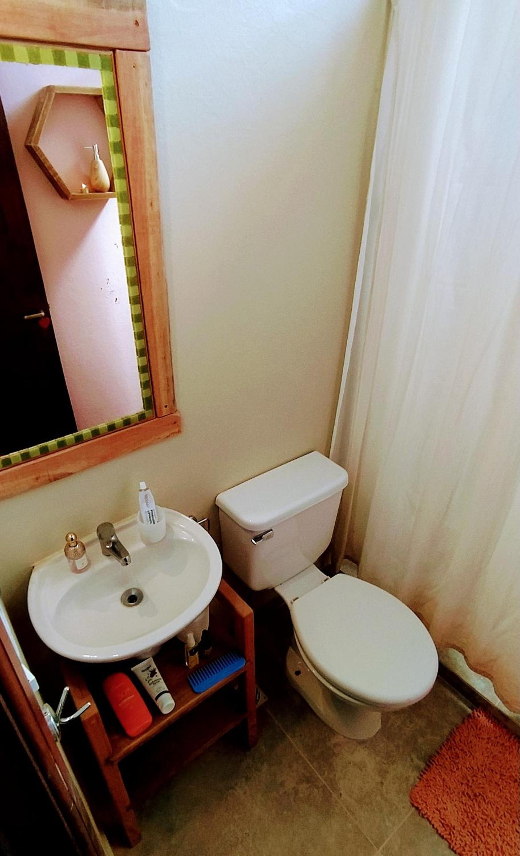 One-Bedroom House photo 3