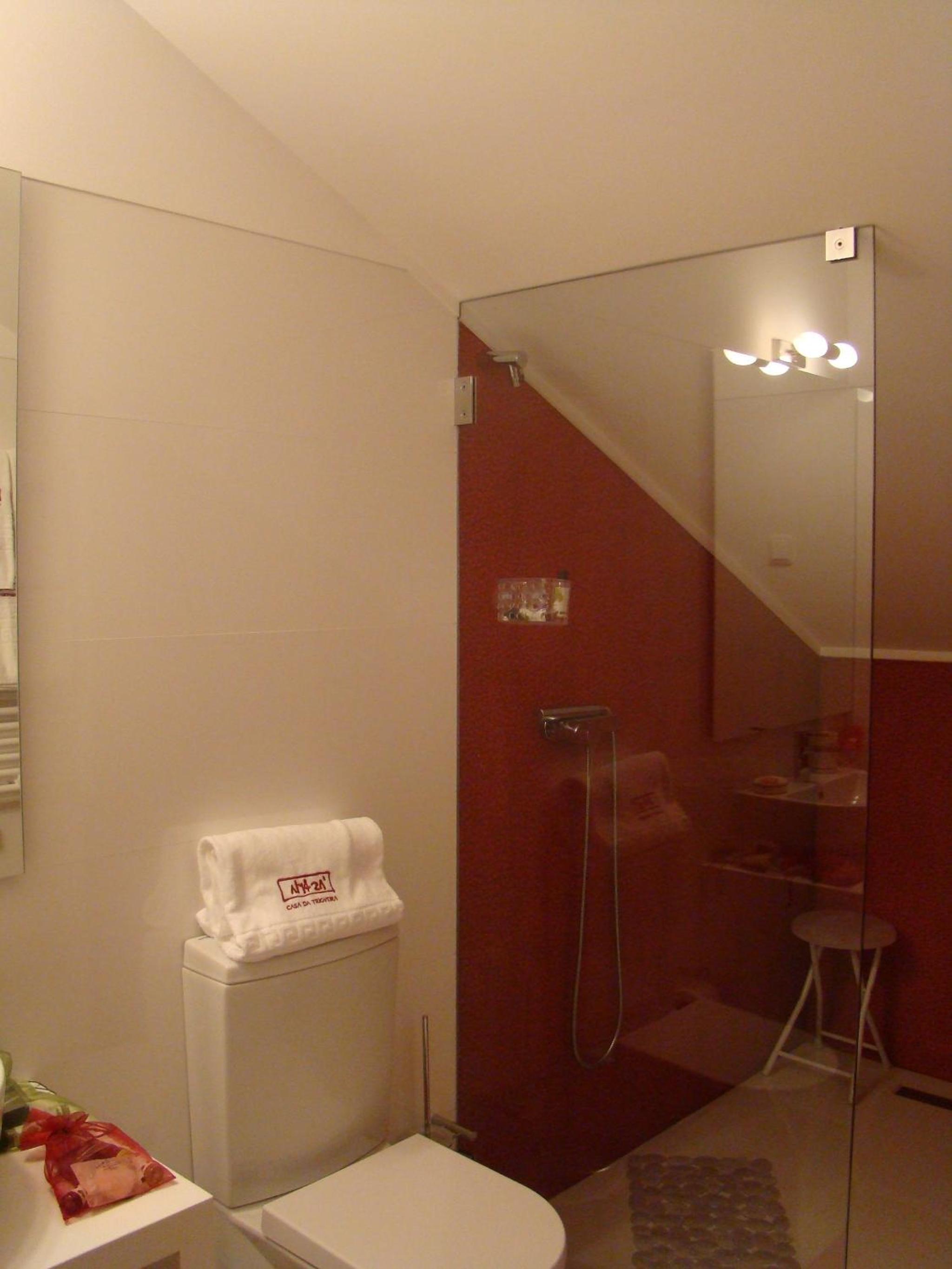 Family Room with Private Bathroom photo 3