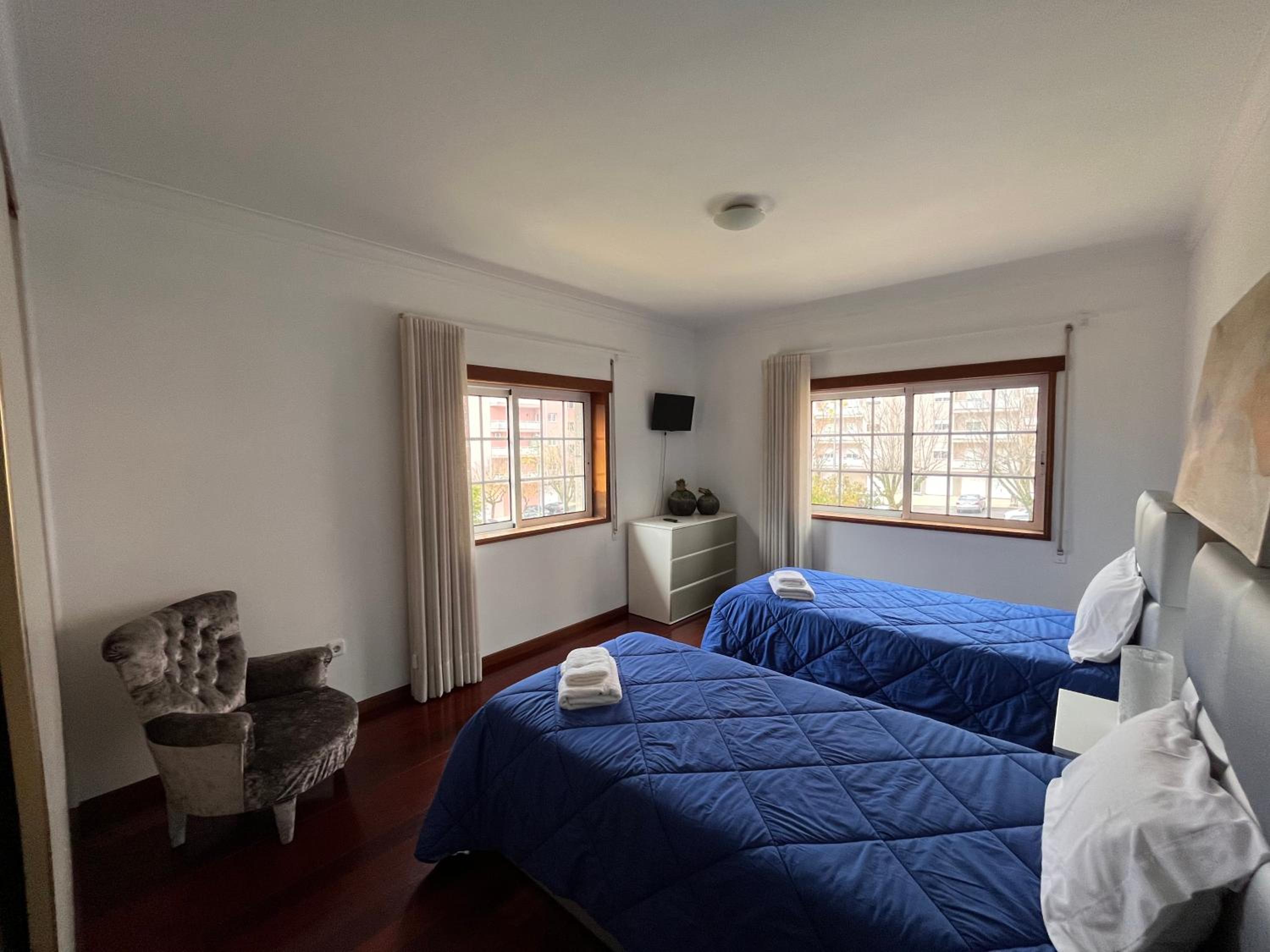 Double Room with Shared Bathroom photo 1