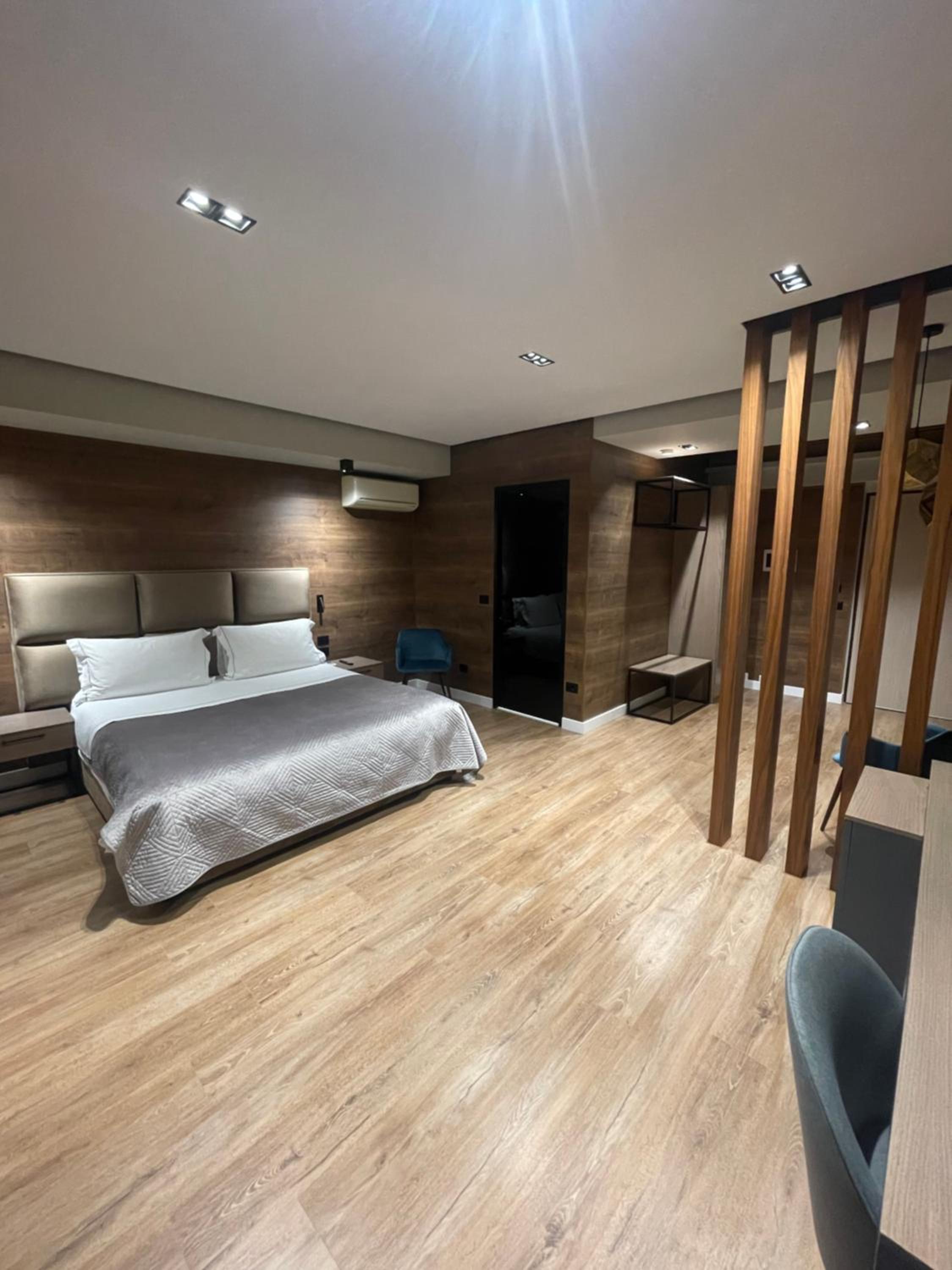 Superior Quadruple Room photo 2