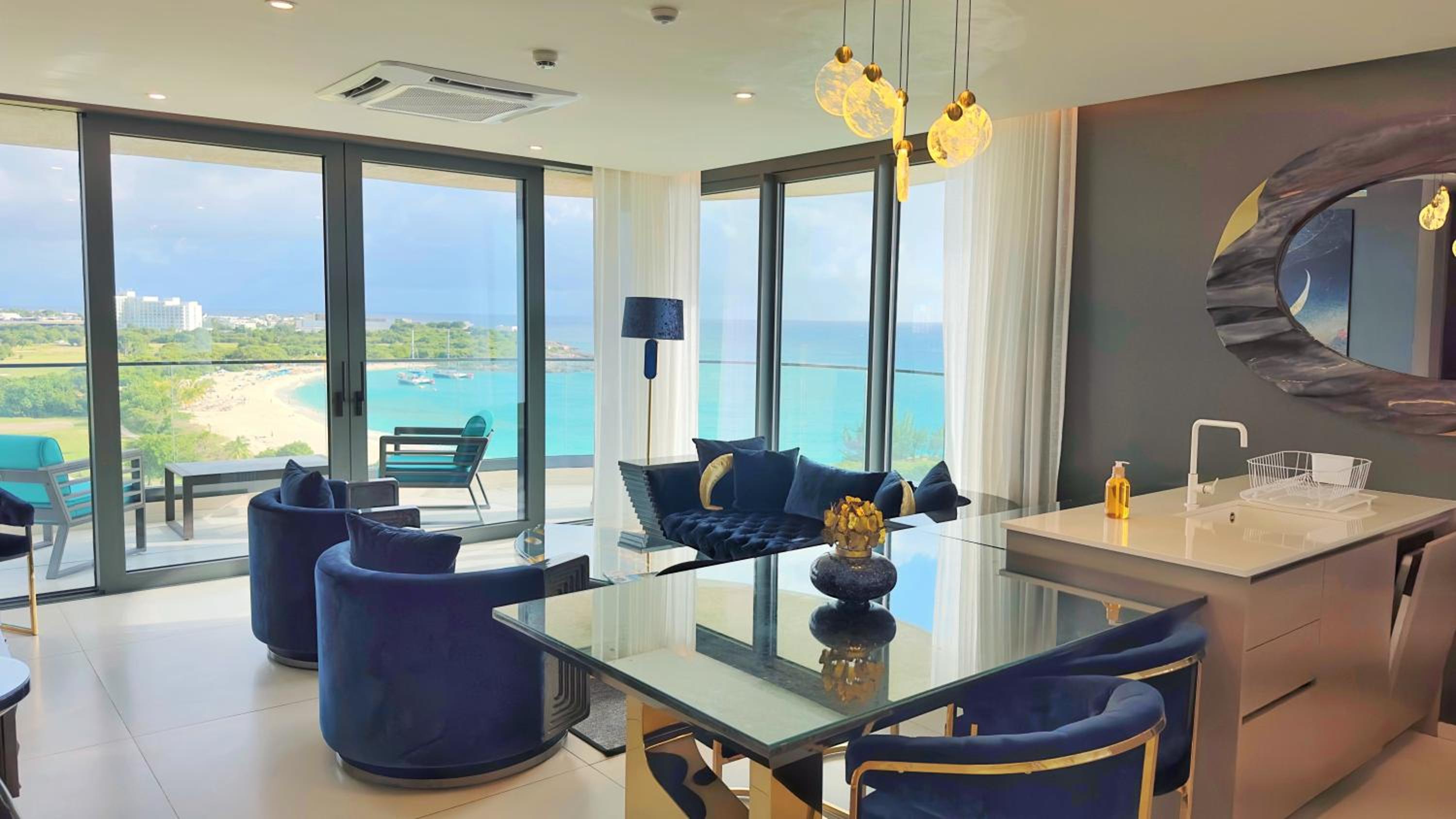 Suite with Sea View