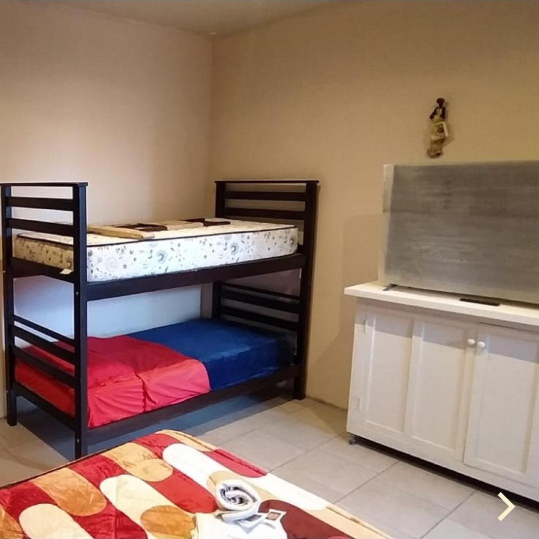 Quadruple Room with Private Bathroom photo 2