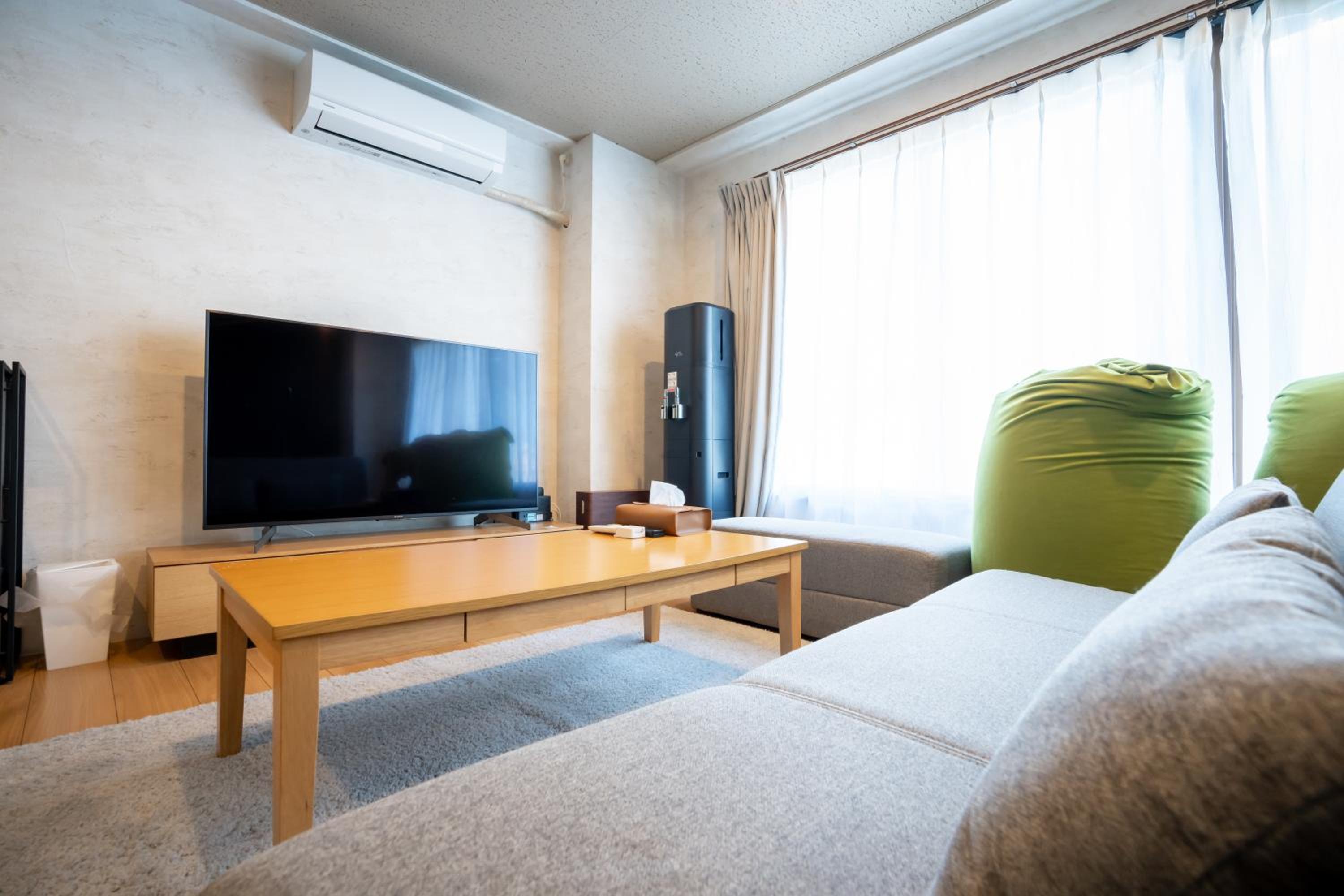 One-Bedroom Apartment - Photo 32