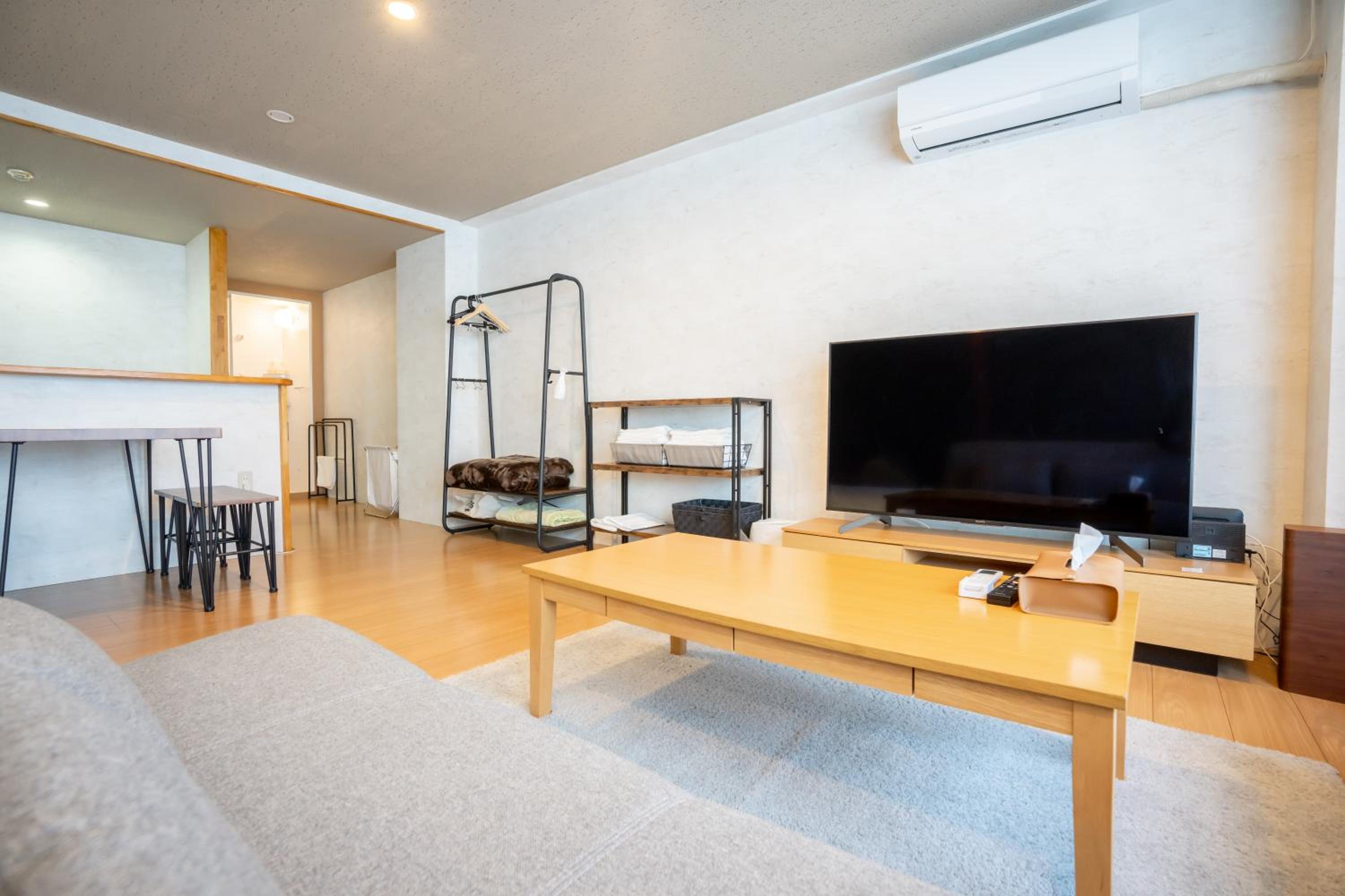 One-Bedroom Apartment - Photo 22