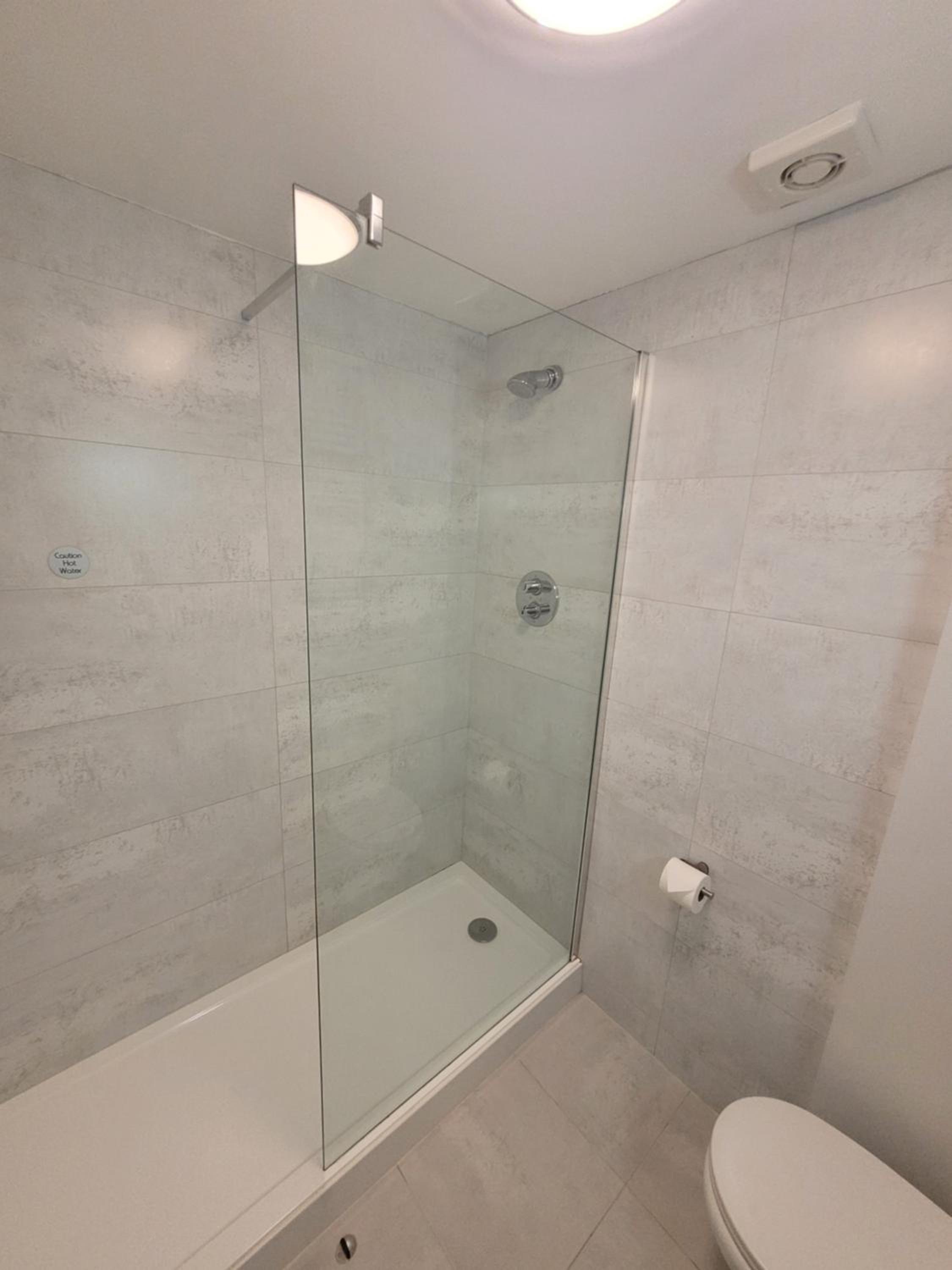 Superior King Room photo 2