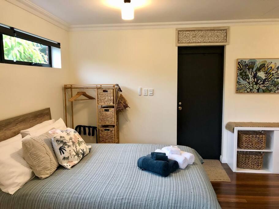 One-Bedroom Apartment photo 3