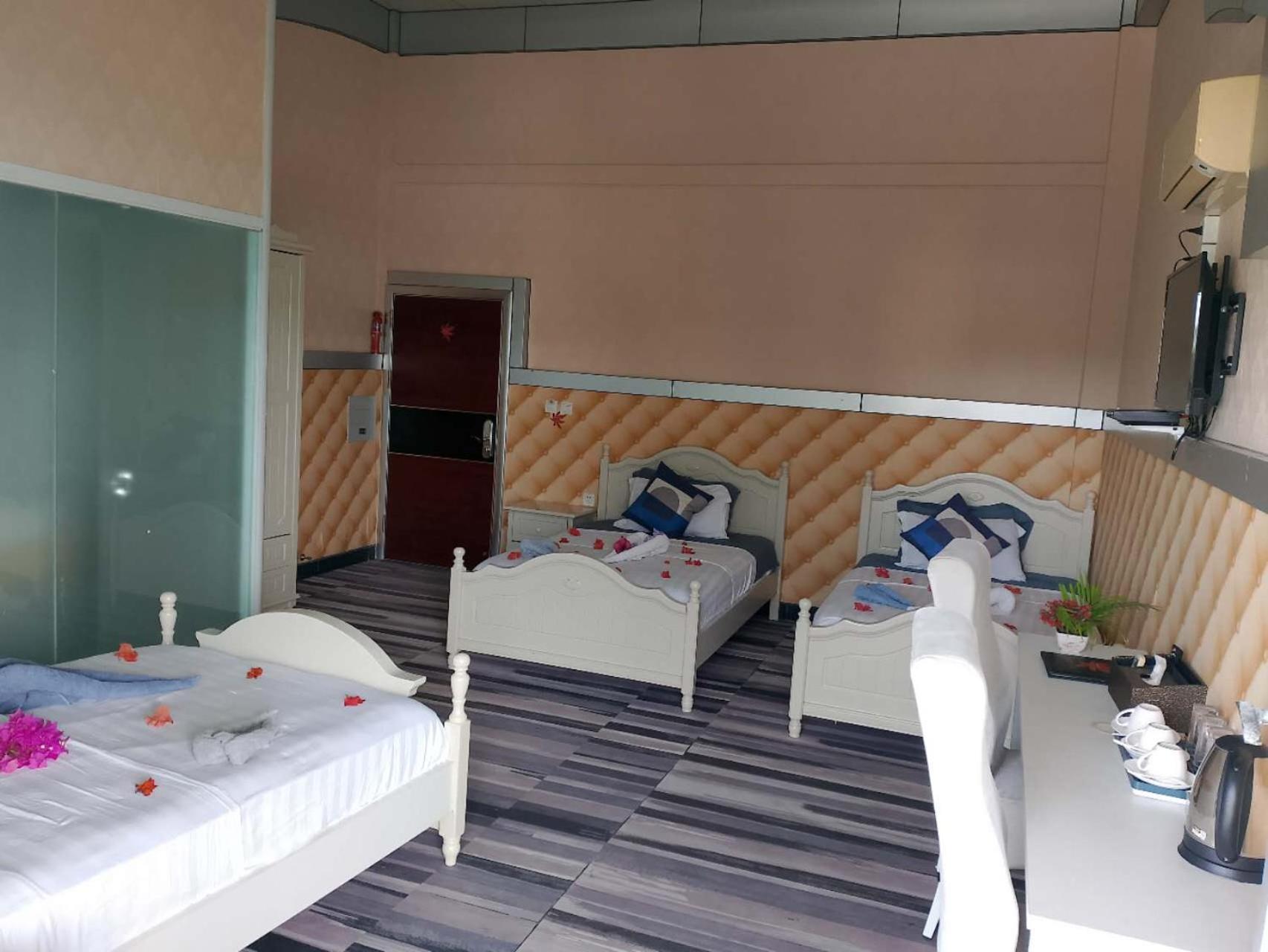 Triple Room with Balcony photo 3