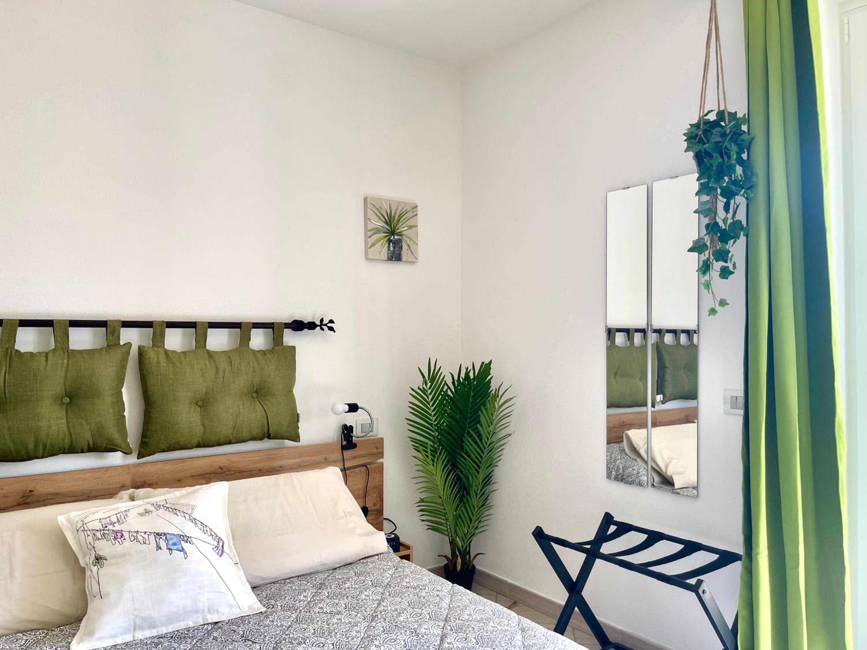 Double Room with Private External Bathroom photo 1