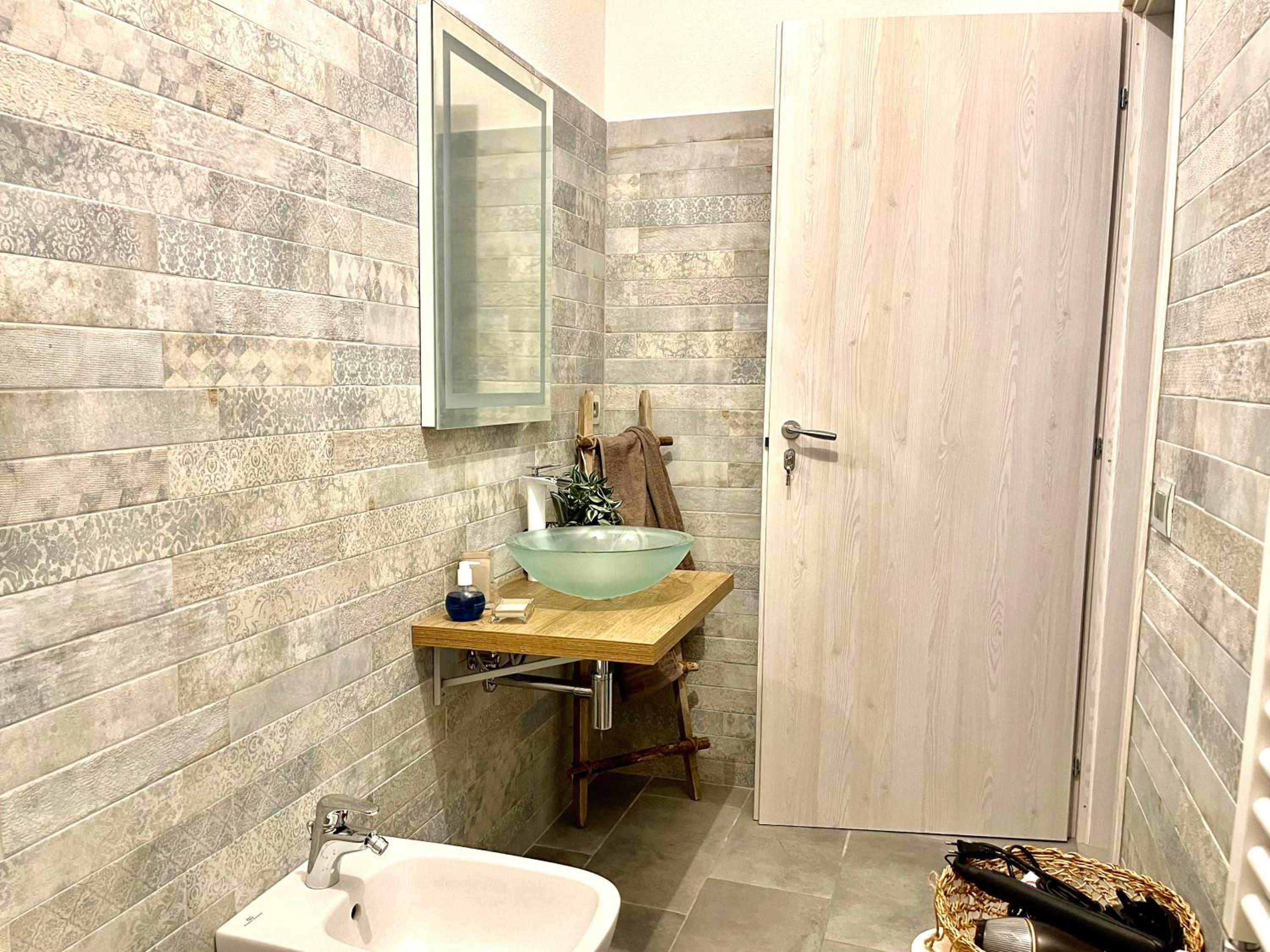 Double Room with Private External Bathroom photo 3