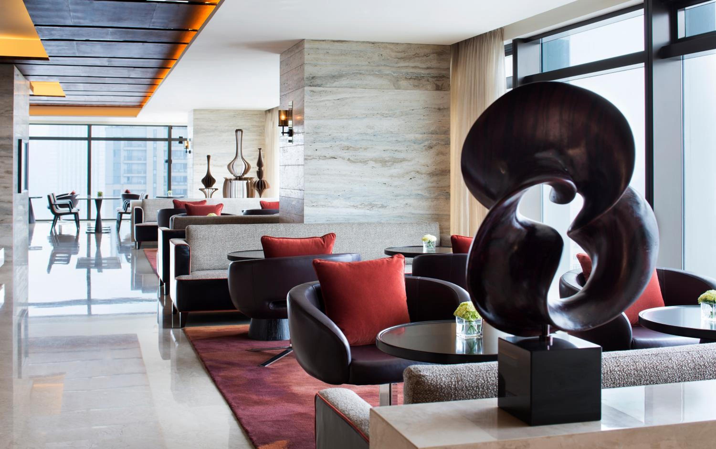 Club King Room