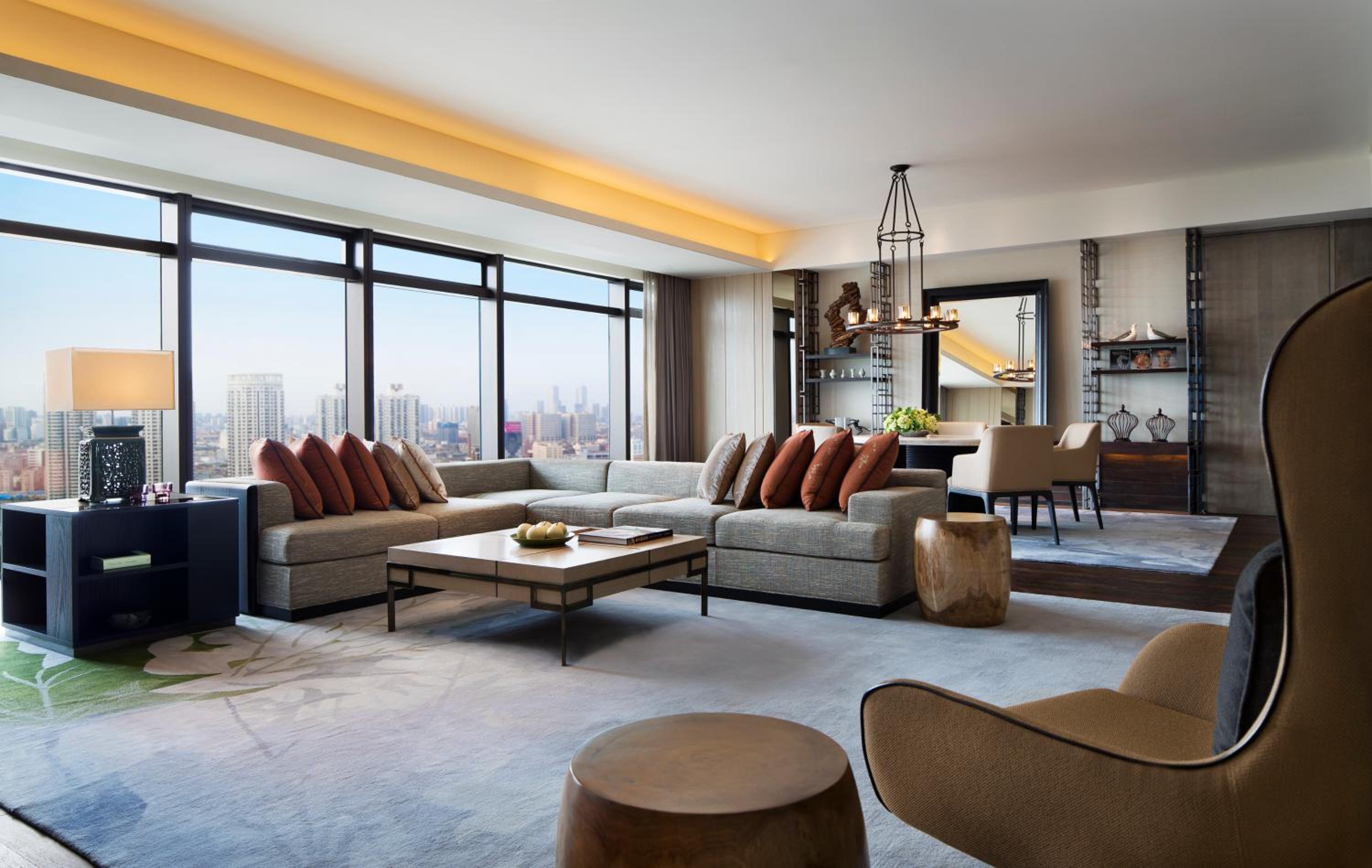 Grand Executive Suite