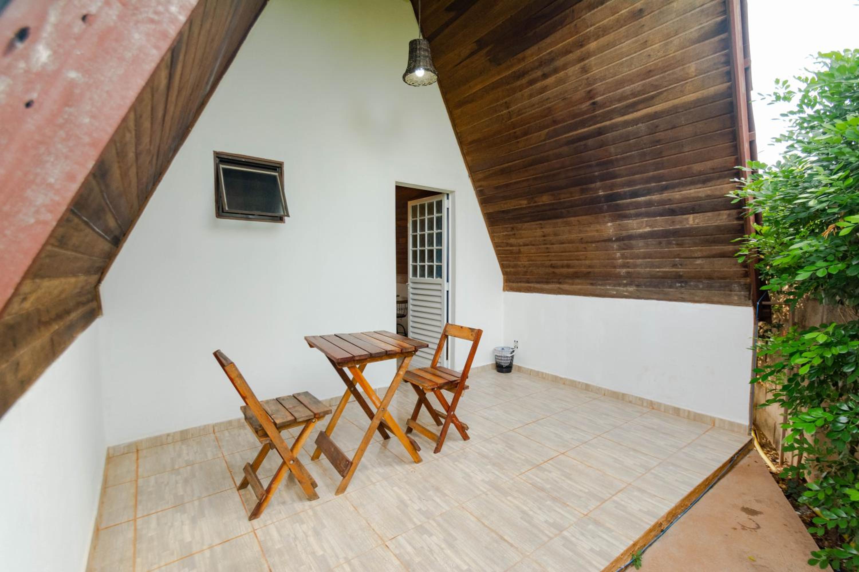 Studio with Balcony - Photo 2