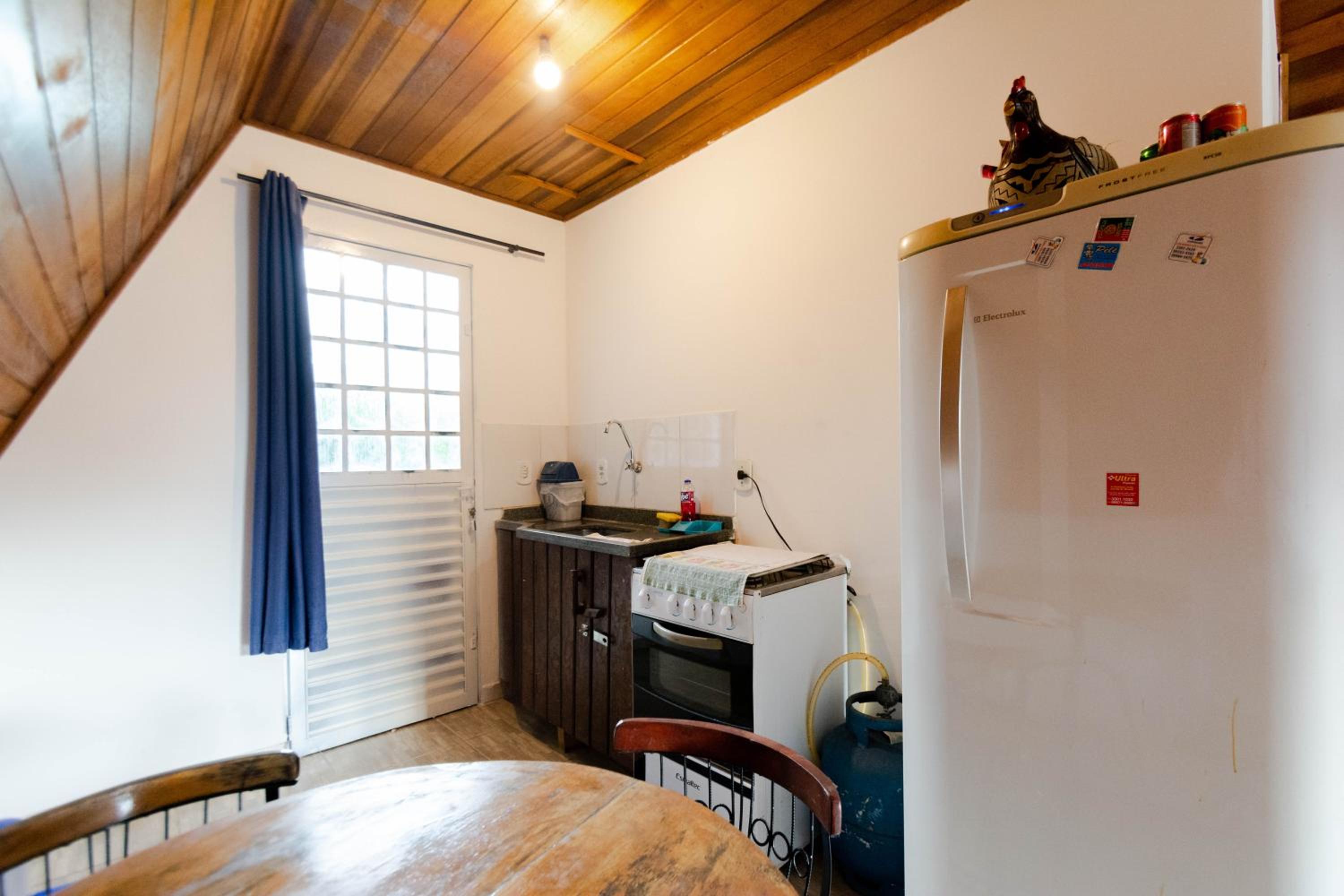 Studio with Balcony - Photo 6