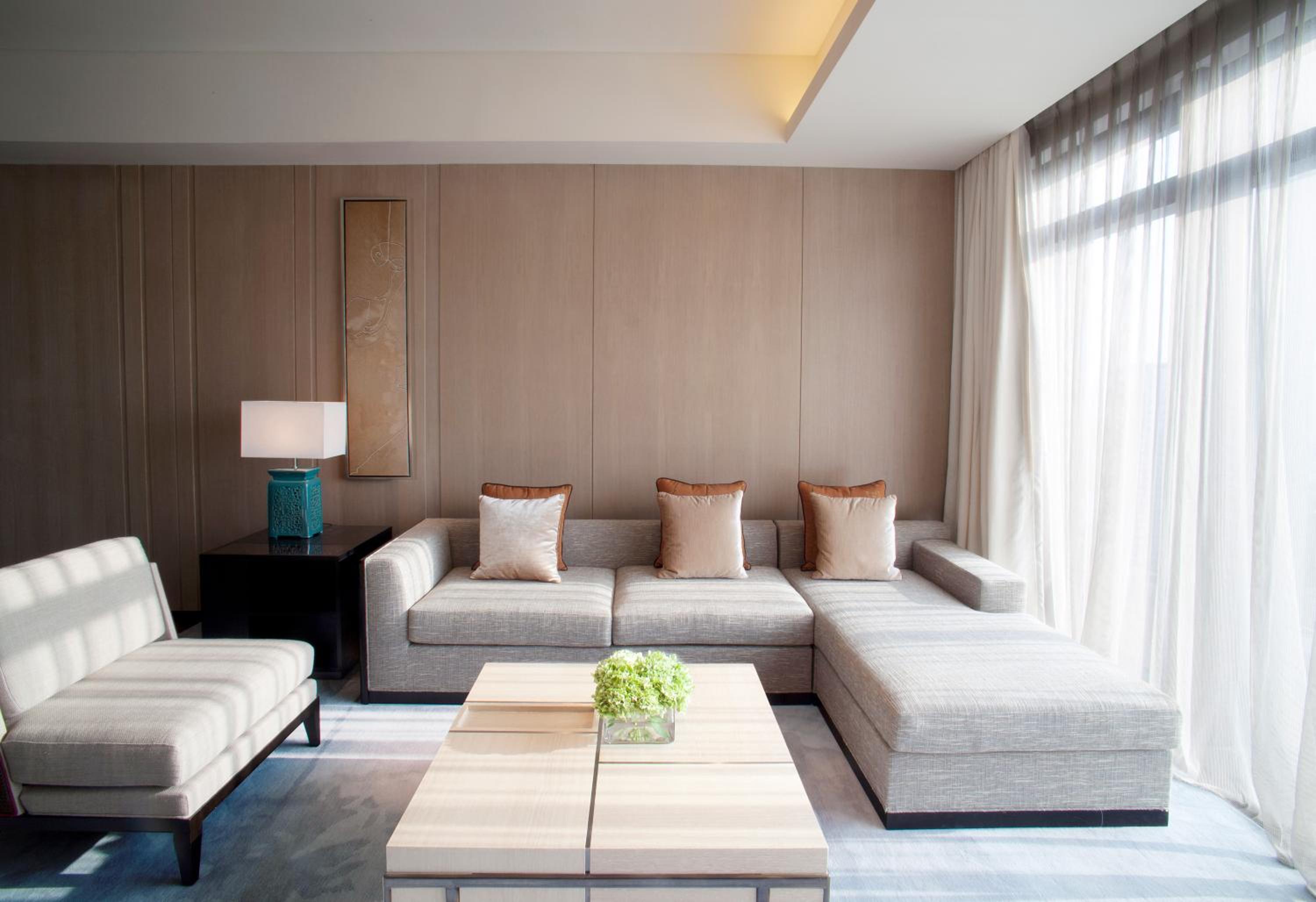 Grand King Suite photo 2