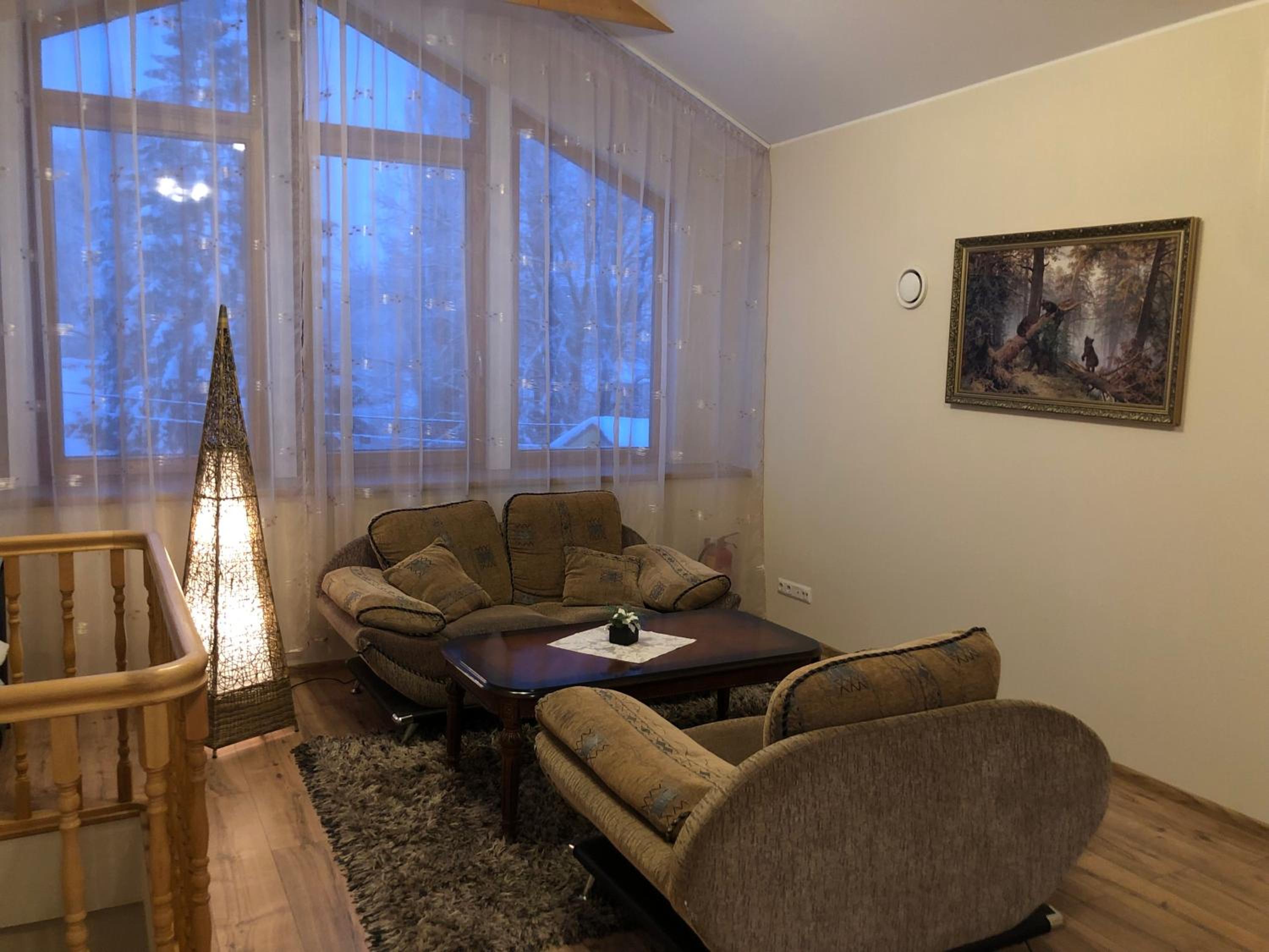 Family Room (2 Adults + 2 Children) photo 2