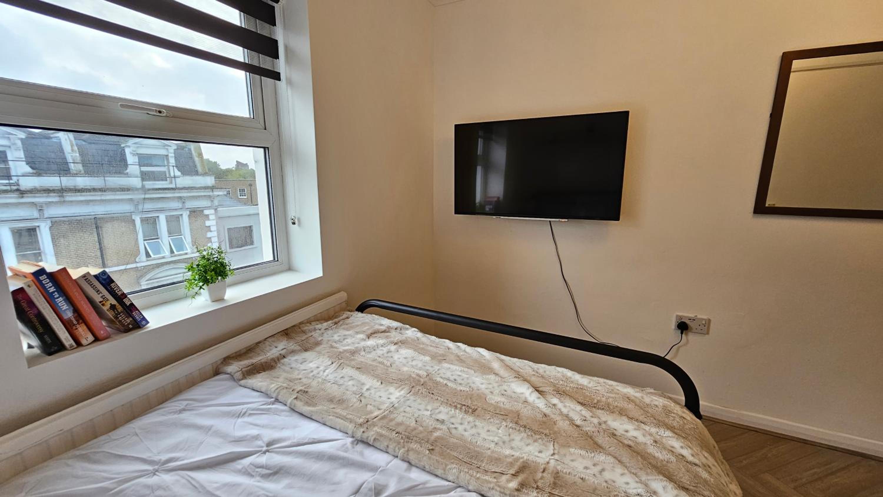 Standard Double Room photo 3