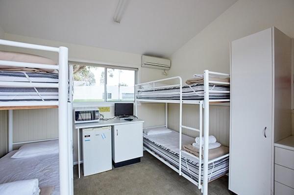 Bunkhouse photo 2