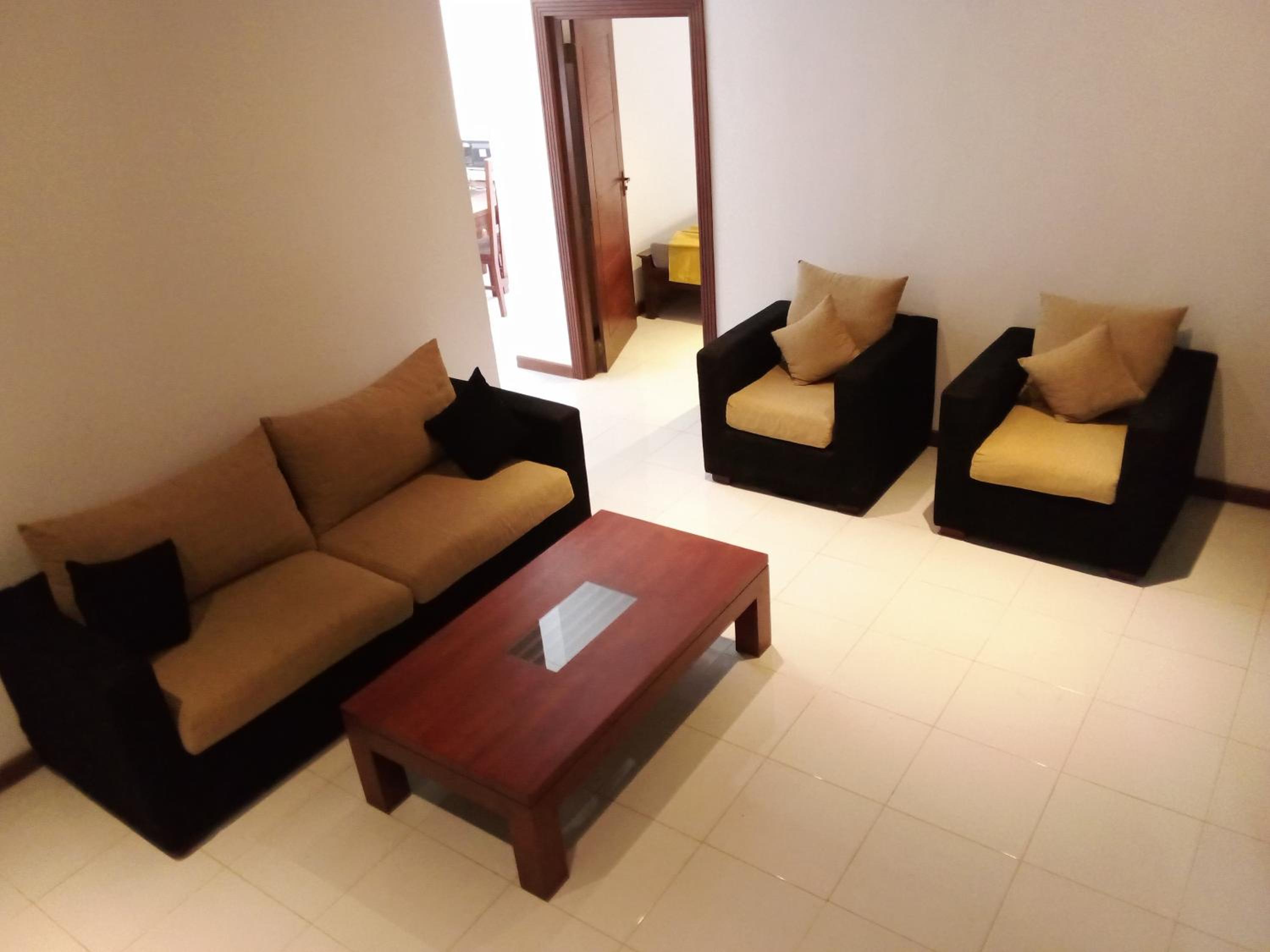 6-Bed Mixed Dormitory Room photo 3