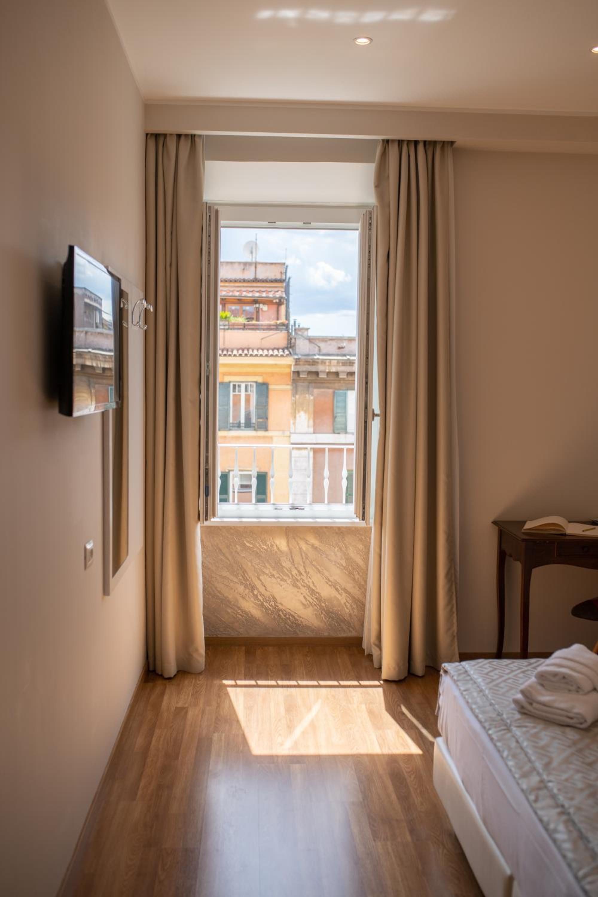 Triple Room photo 2