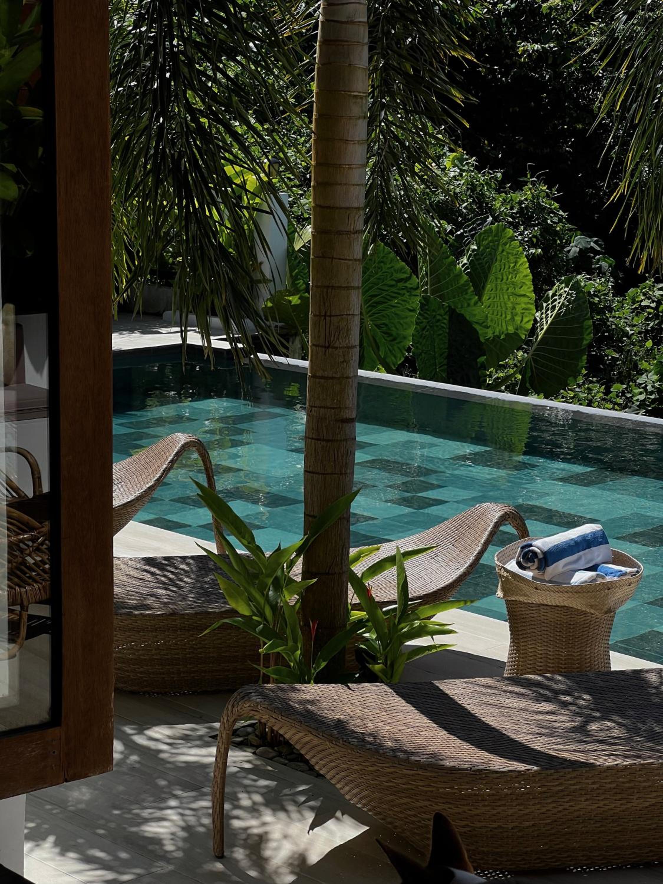 Deluxe Bungalow with Sea View - Photo 19